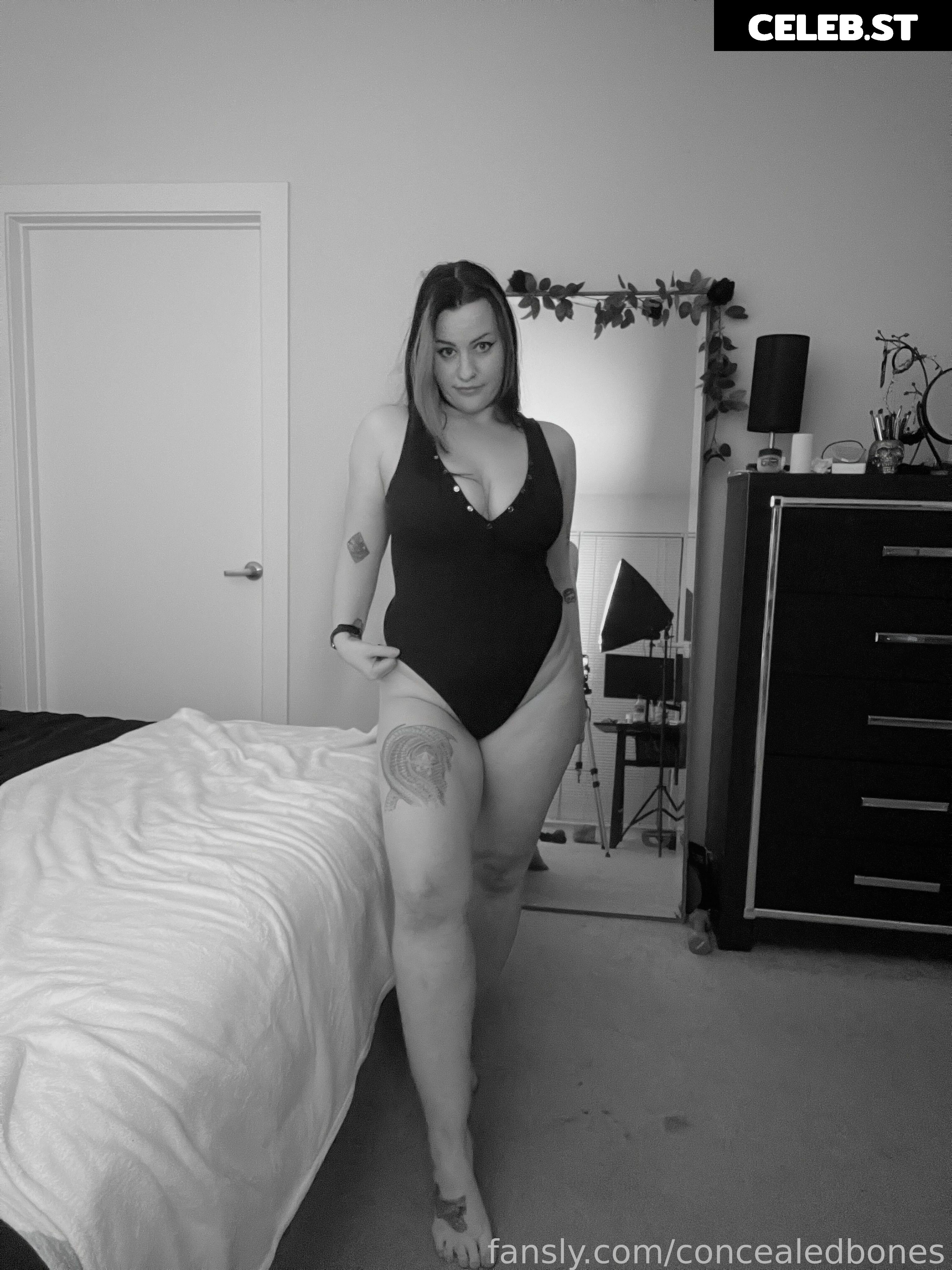 ConcealedBones Image 3659231