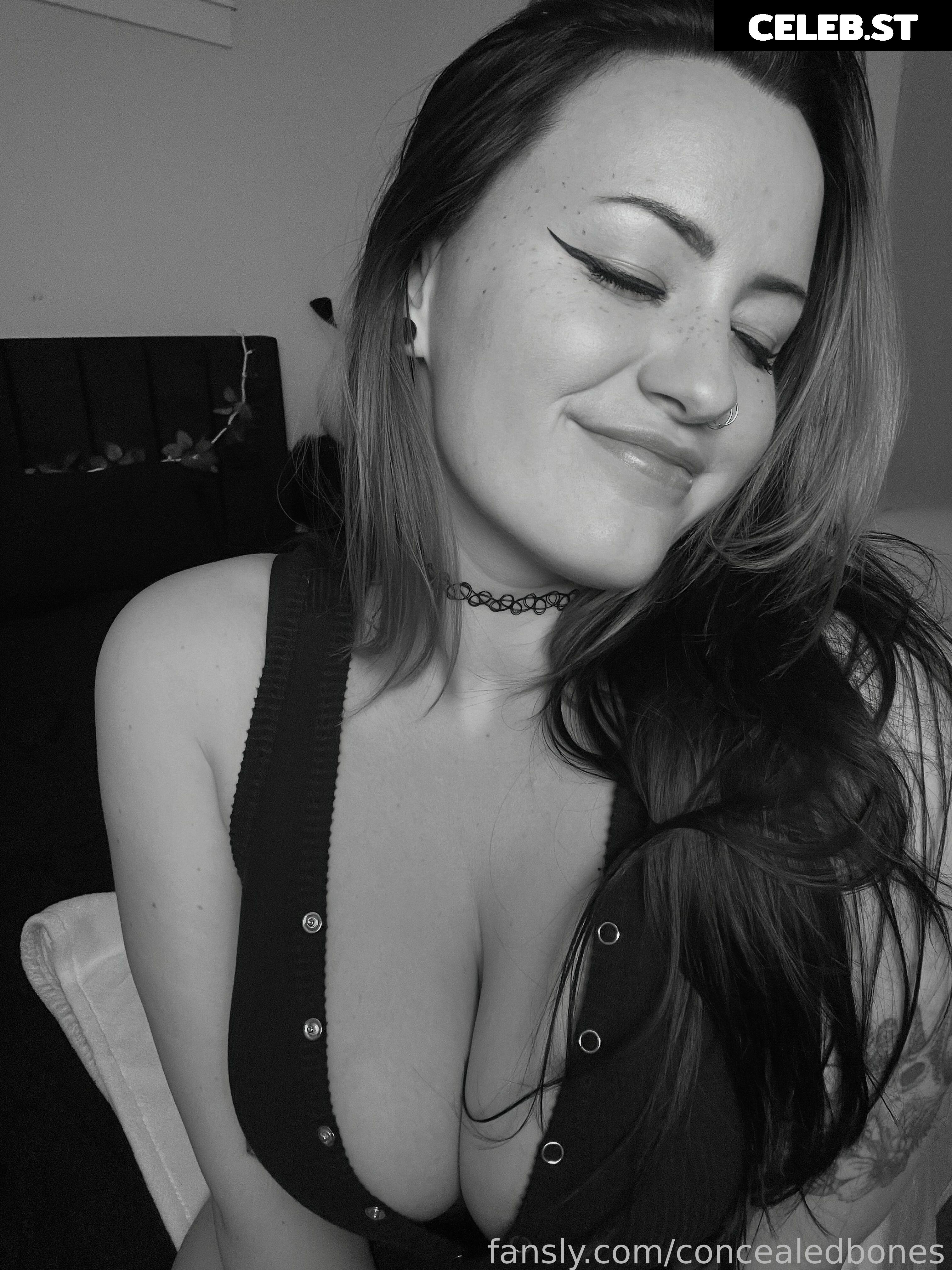 ConcealedBones Image 3659226