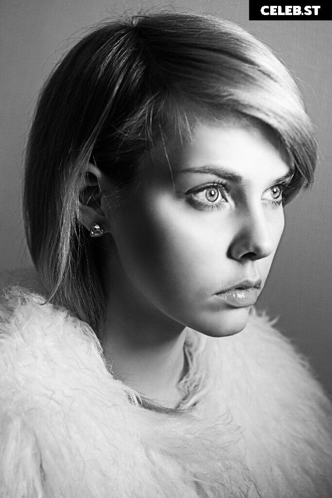 Alina Rin Image 3658051