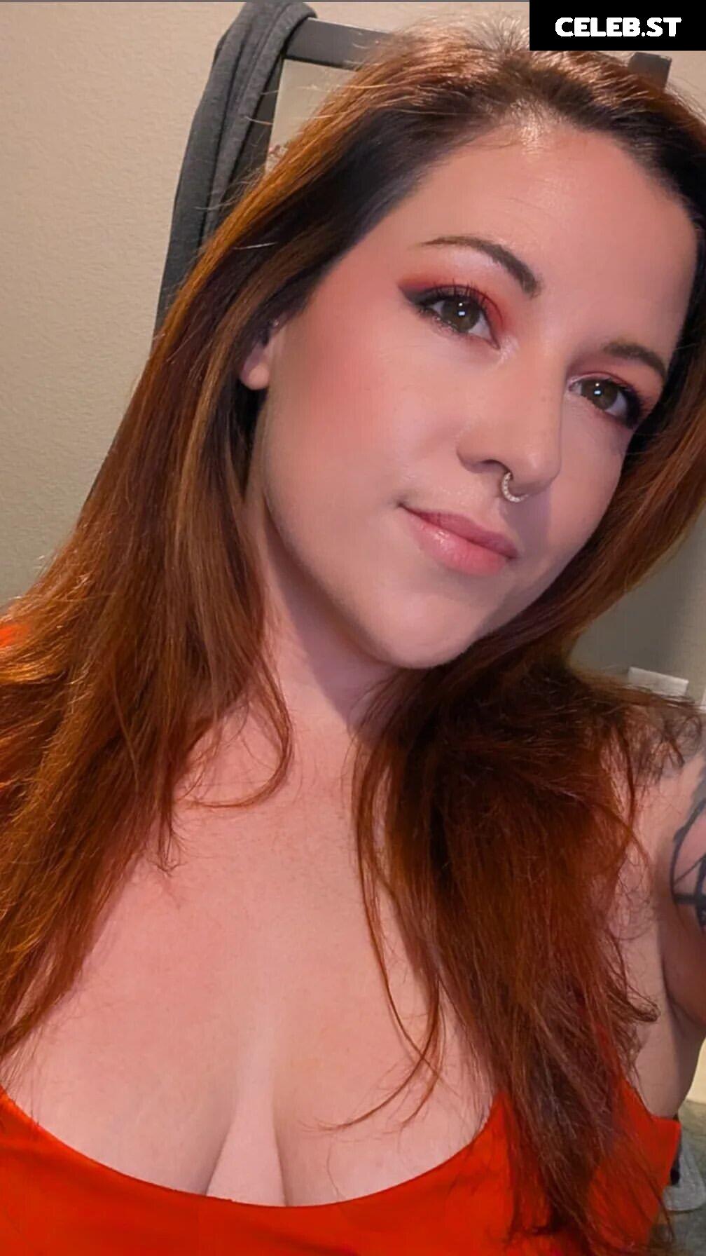 RENEE, Renee Reynosa Image 3647771