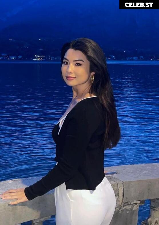 CarolineKwan Image 3647361