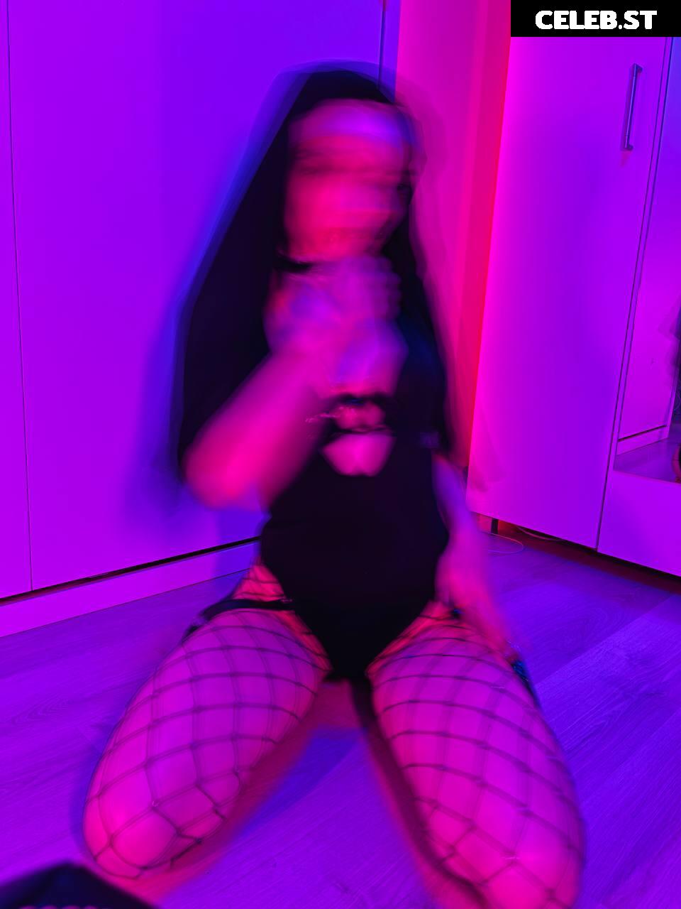 Nutellows Image 3644681