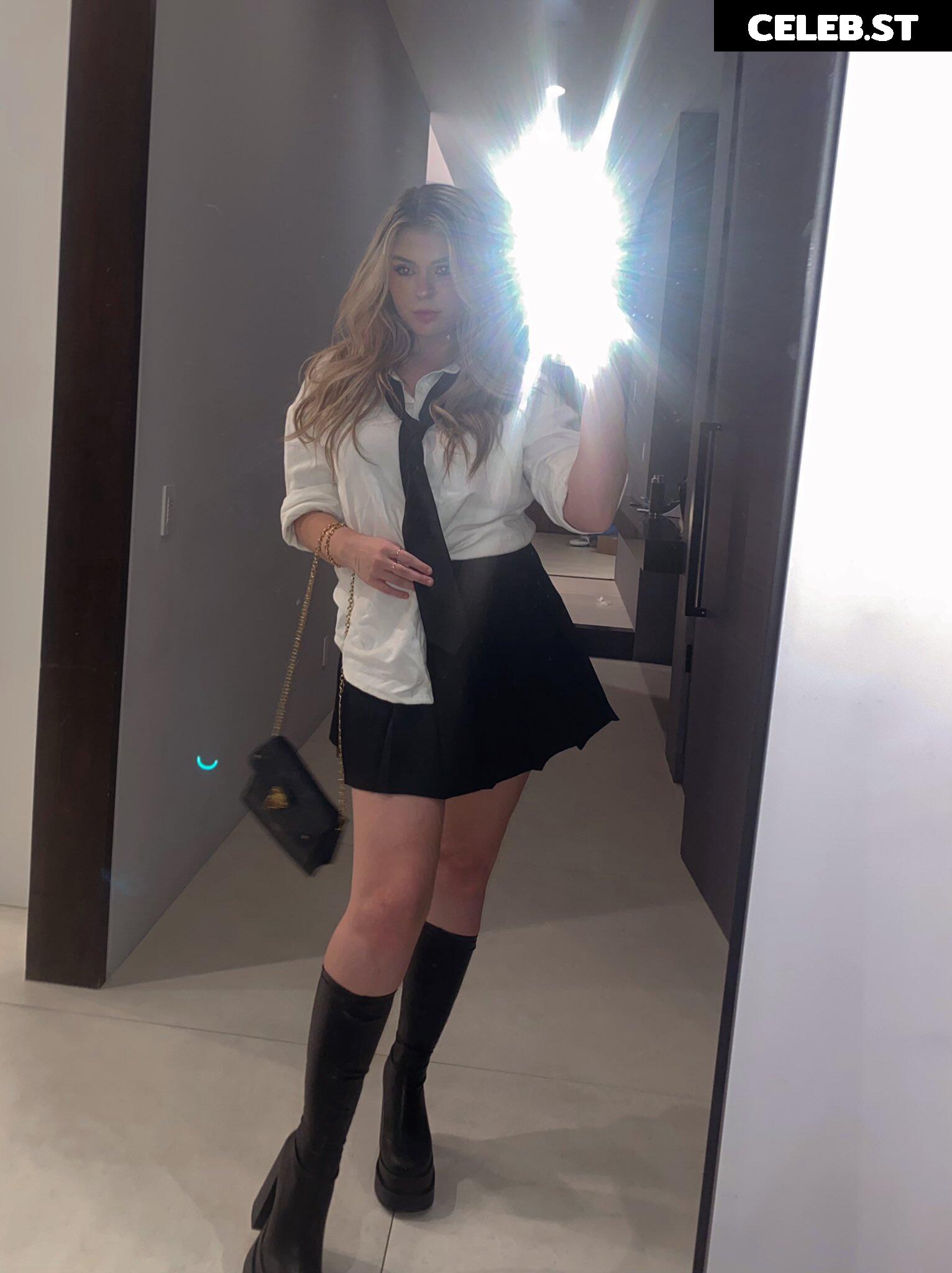 BrookeAB Image 3644939