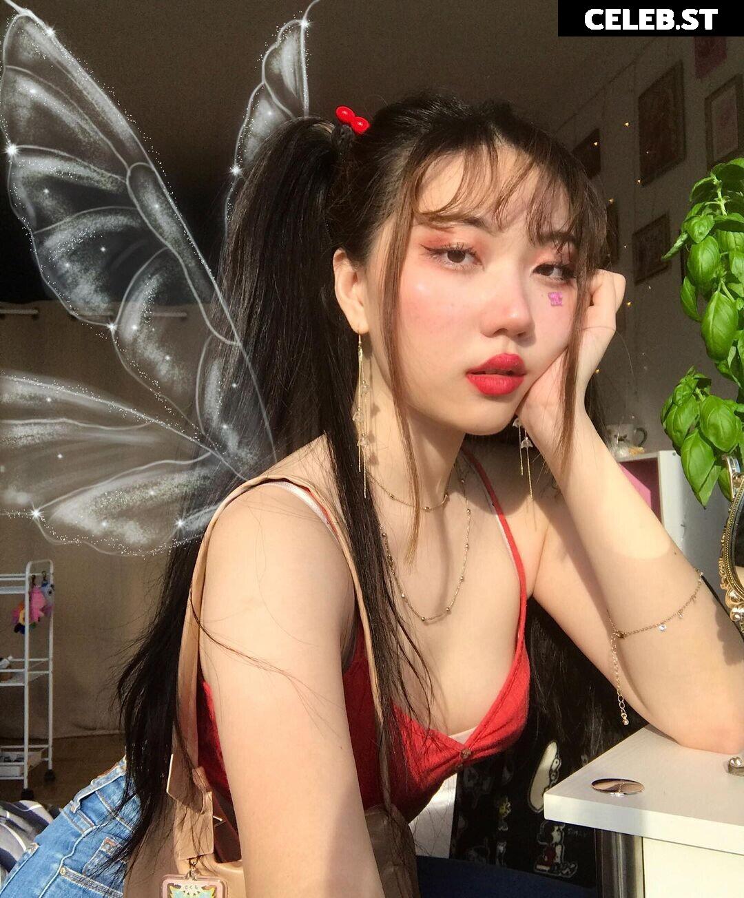 glihttr / fenguiin / Feng Image 3642427