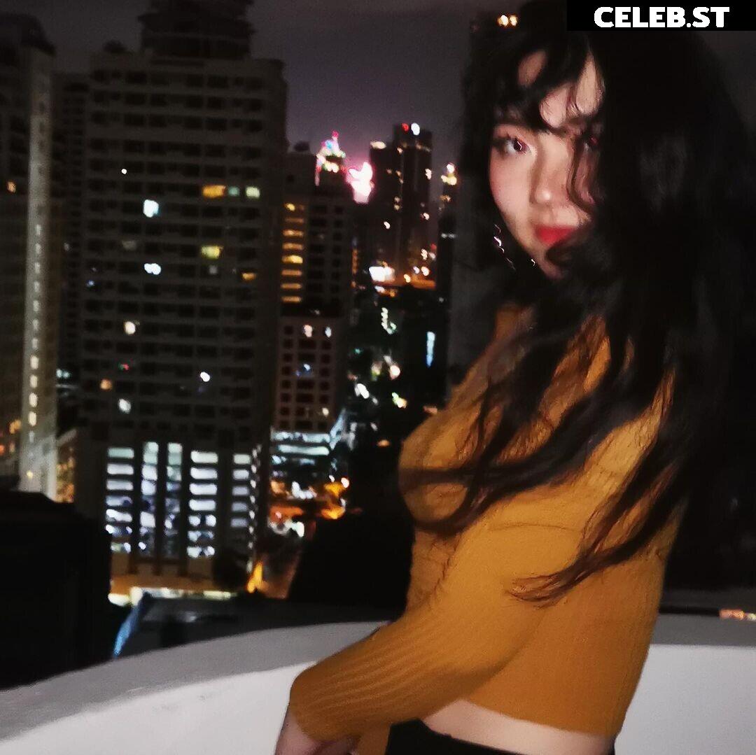 glihttr / fenguiin / Feng Image 3642745