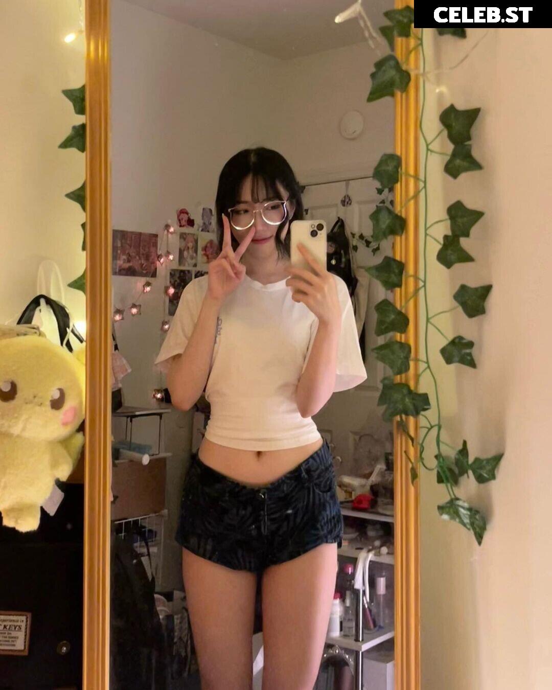 glihttr / fenguiin / Feng Image 3642610