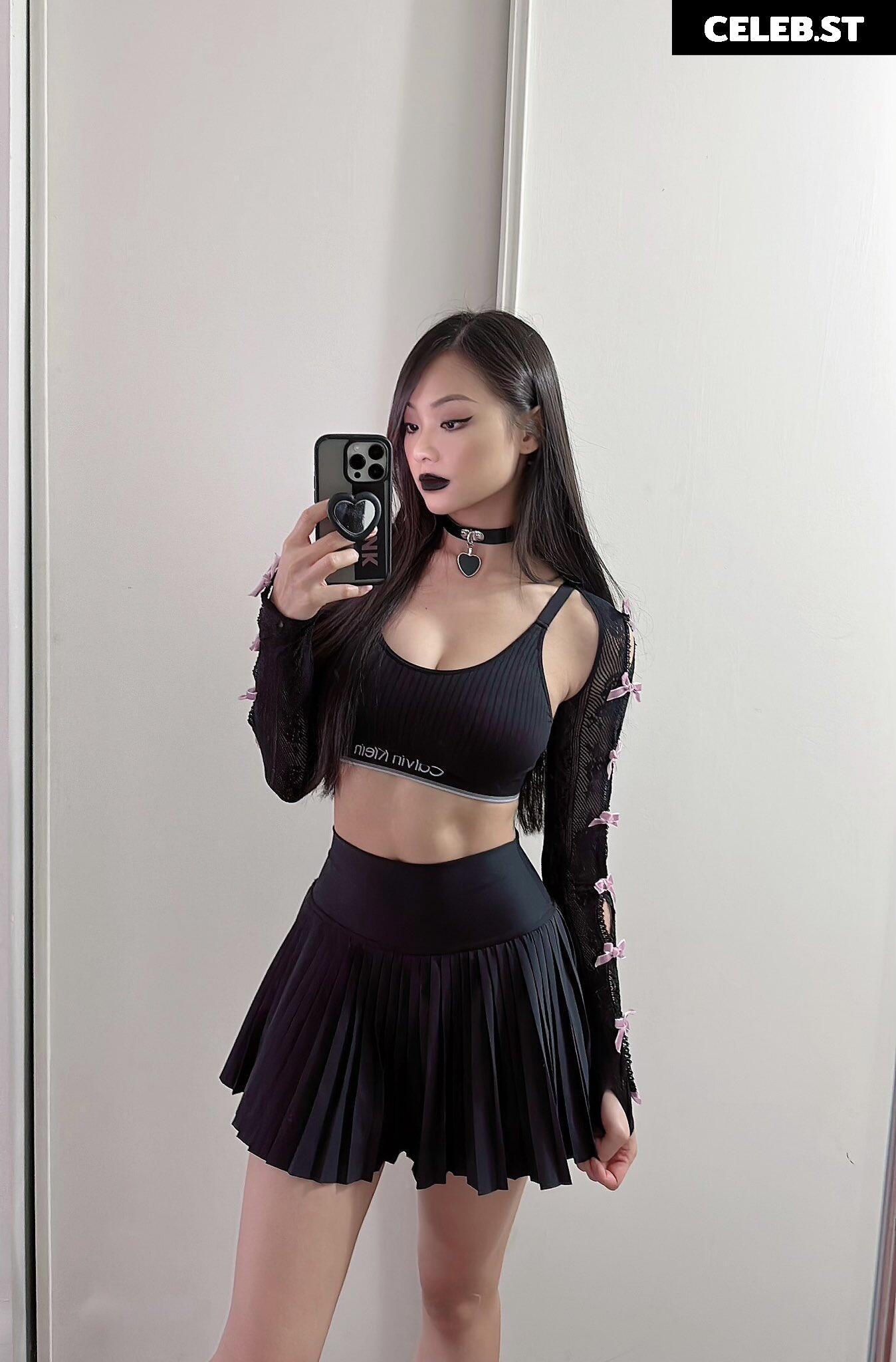 Cindy Phan / Dearcindyphan Image 3642348