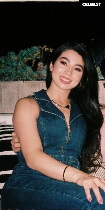 CarolineKwan Image 3649467