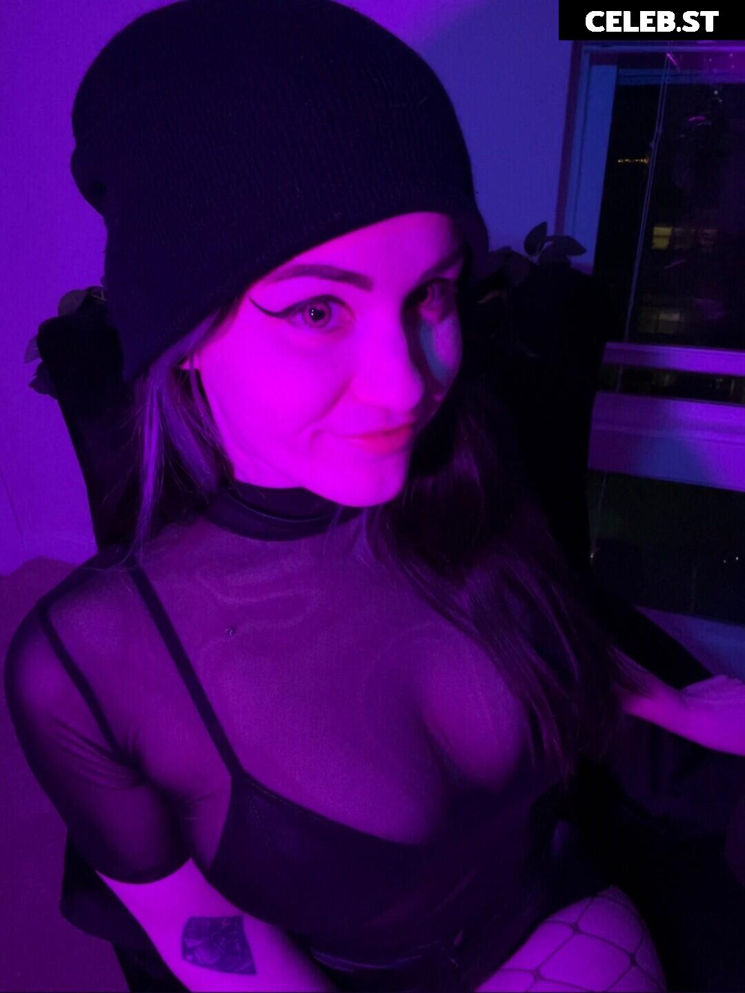 ConcealedBones Image 3649724