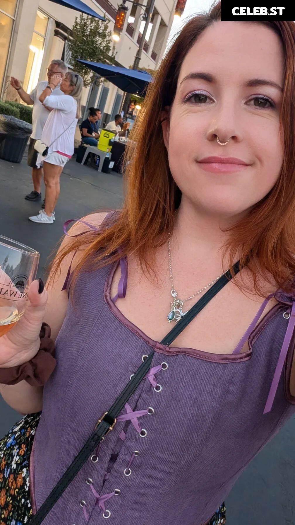 RENEE, Renee Reynosa Image 3648043