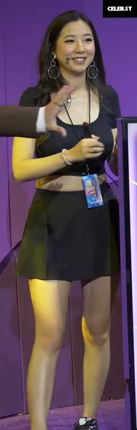 Fuslie (Leslie) Image 3625788