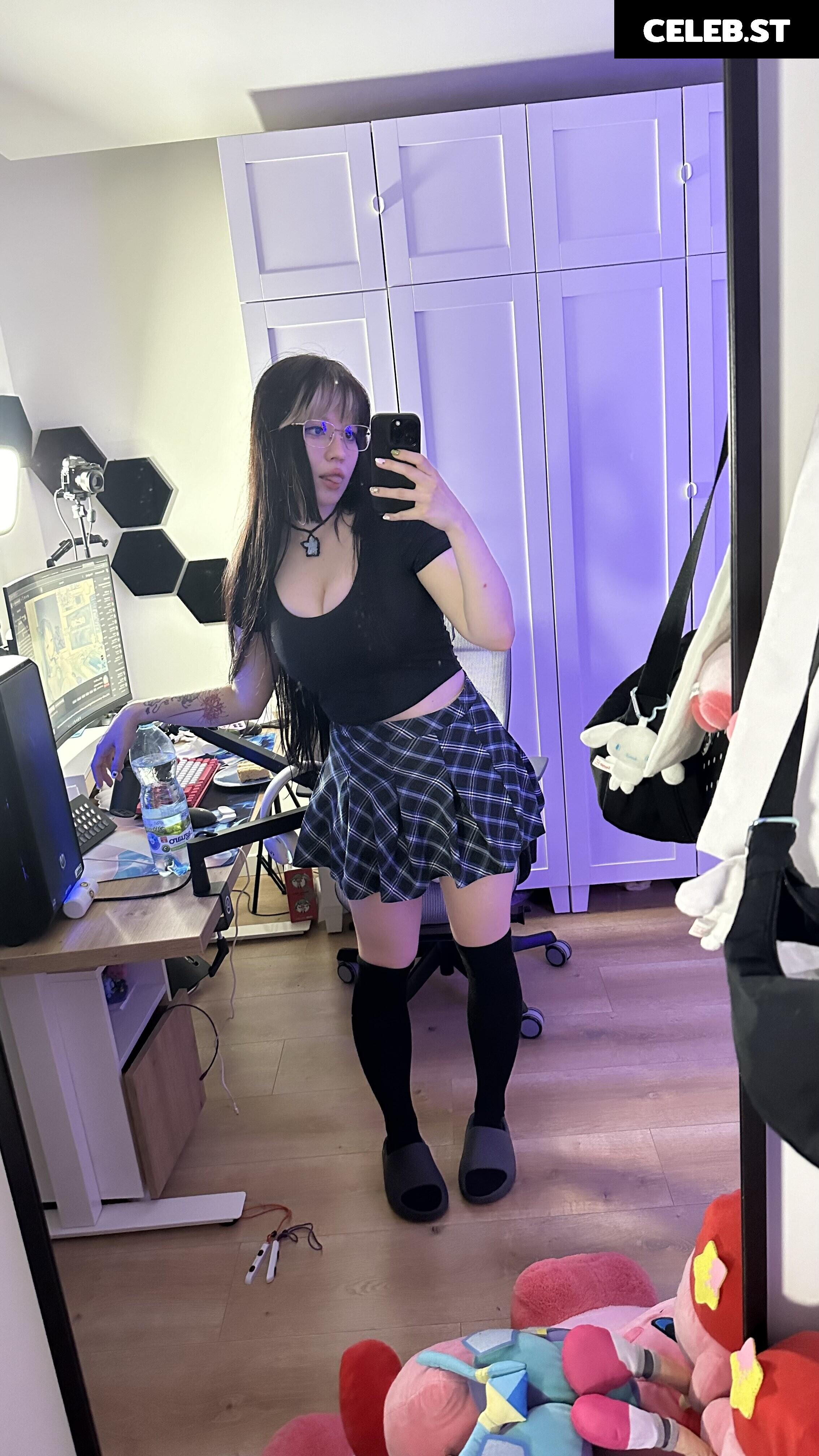 shini_waifu Image 3622379