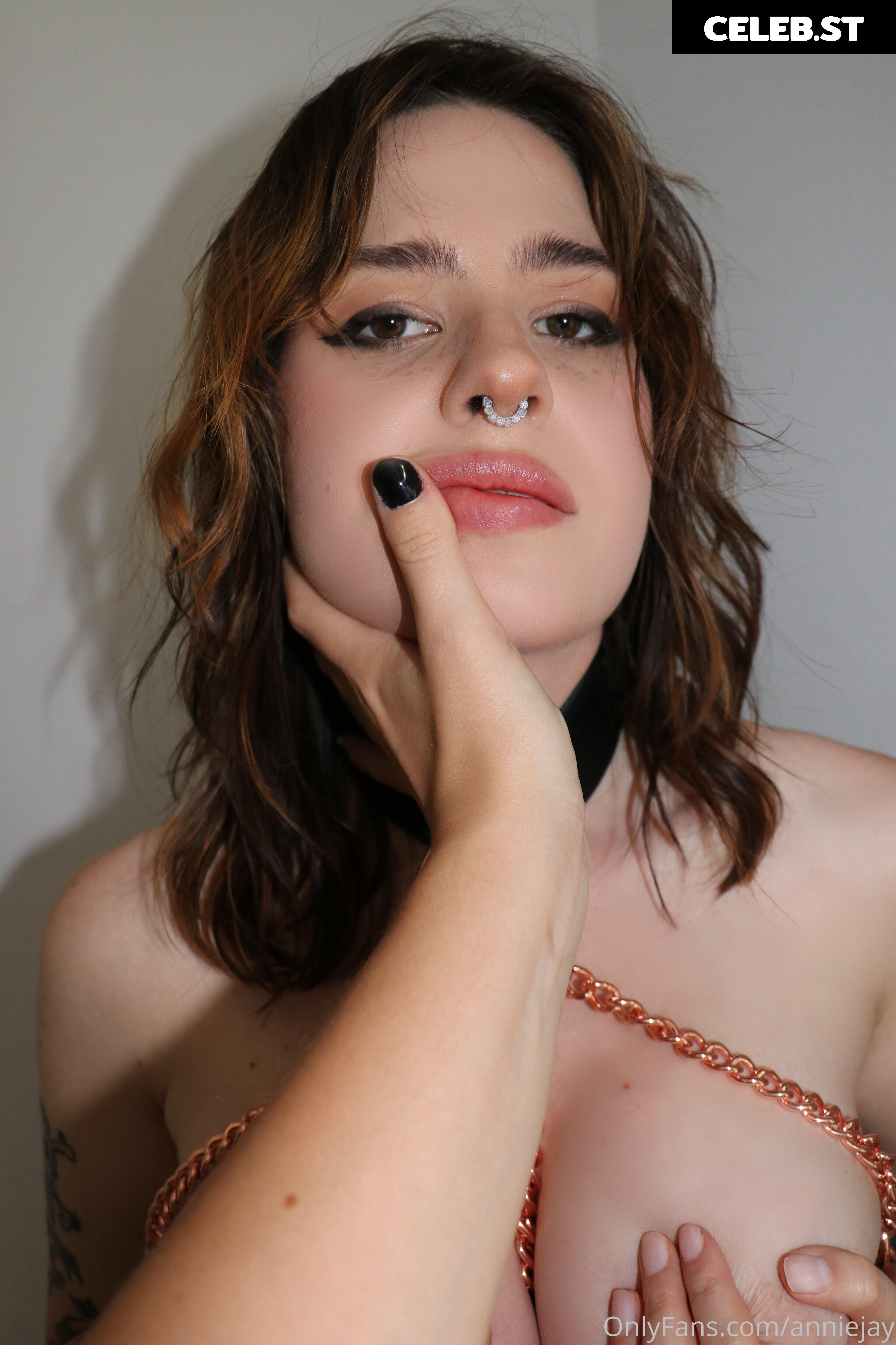 Anisa Jomha Image 3629846