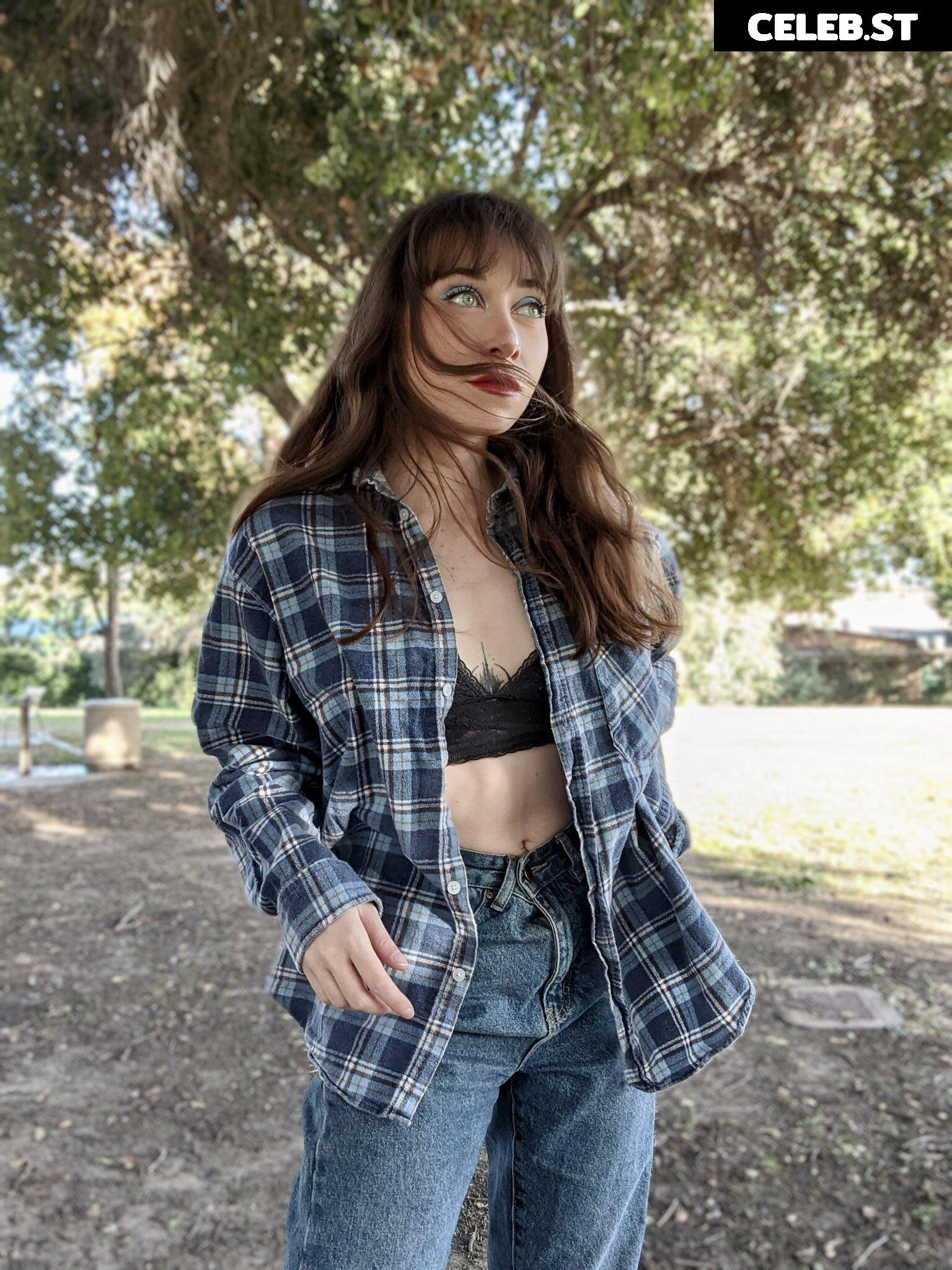 Ayytrae / Angelica Trae Image 3611473