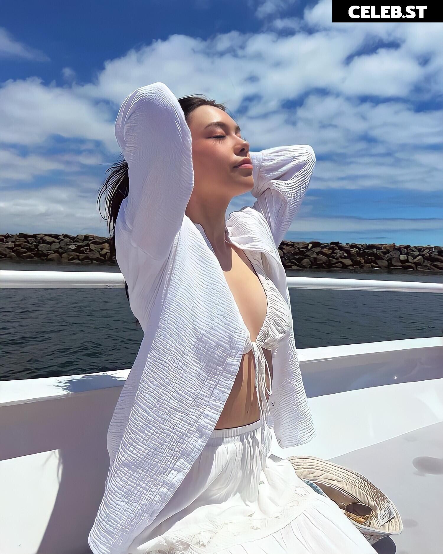 Jodi | QuarterJade Image 3613313