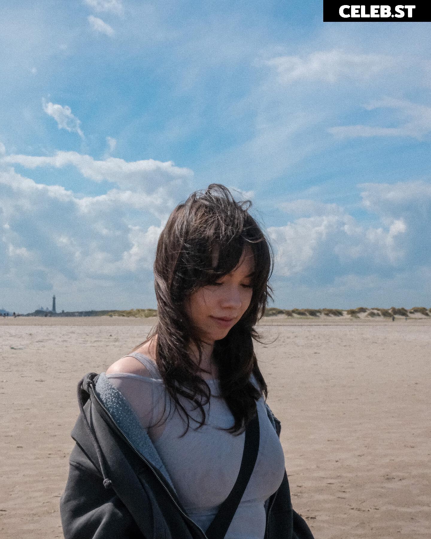 Jodi | QuarterJade Image 3619534