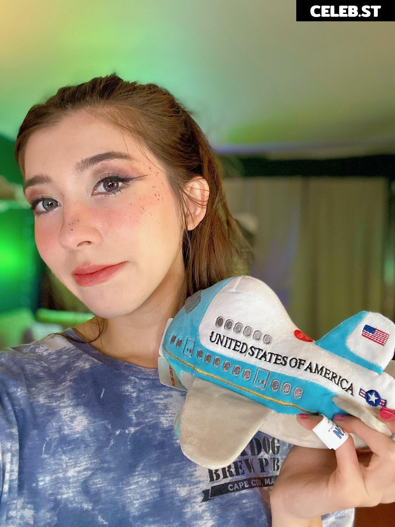 Kaisa / Kaisastreams Image 3619524