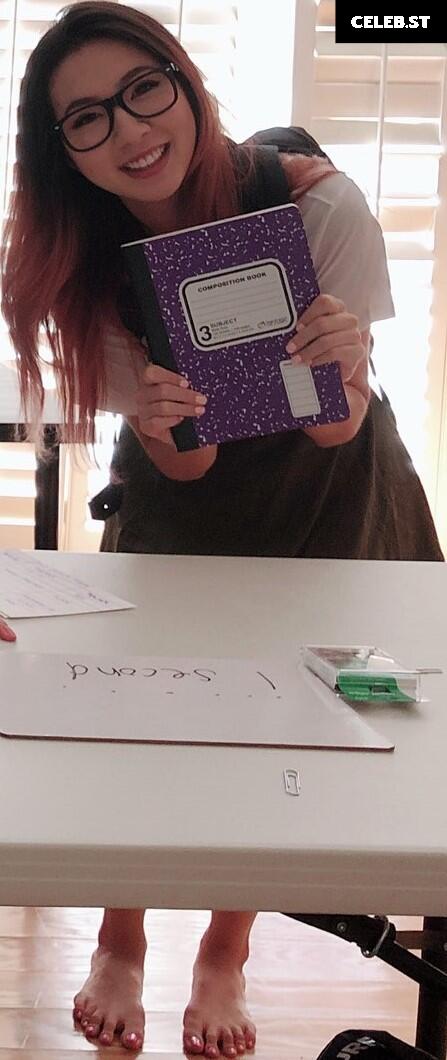 Fuslie (Leslie) Image 3619675