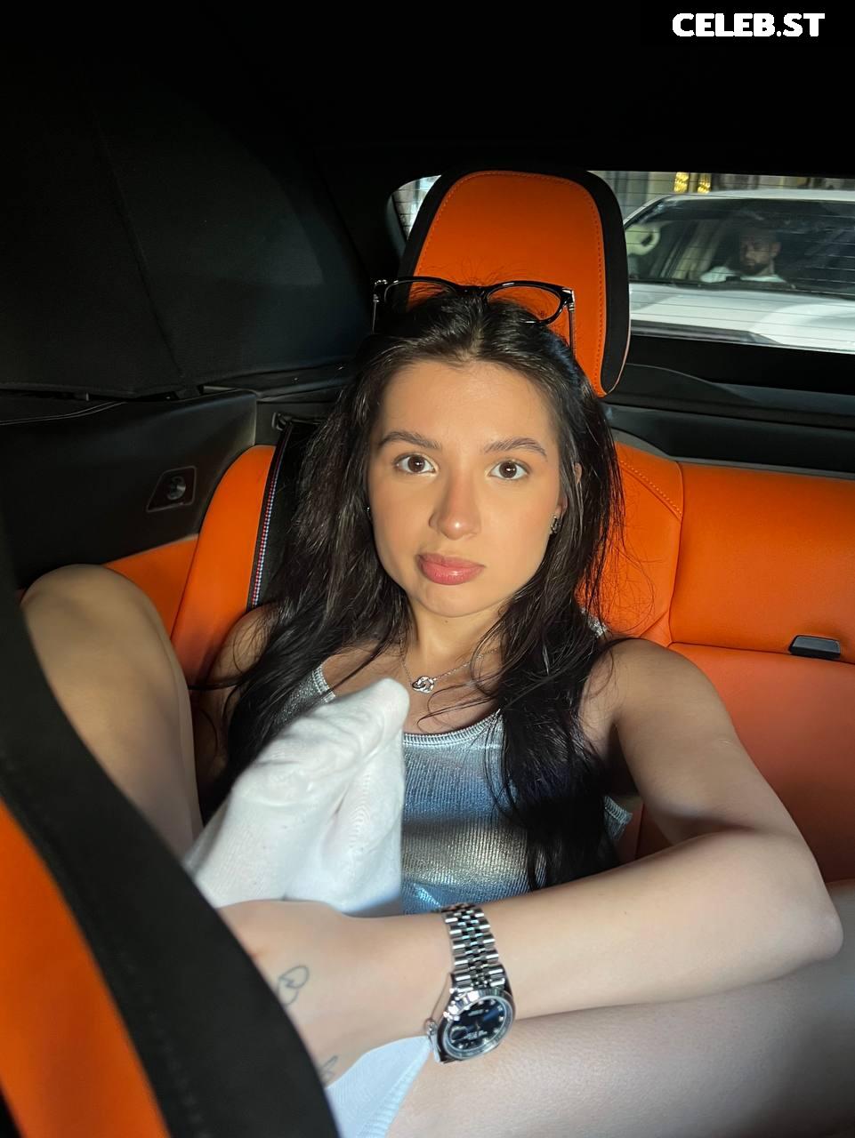 tenderlybae Image 3618637