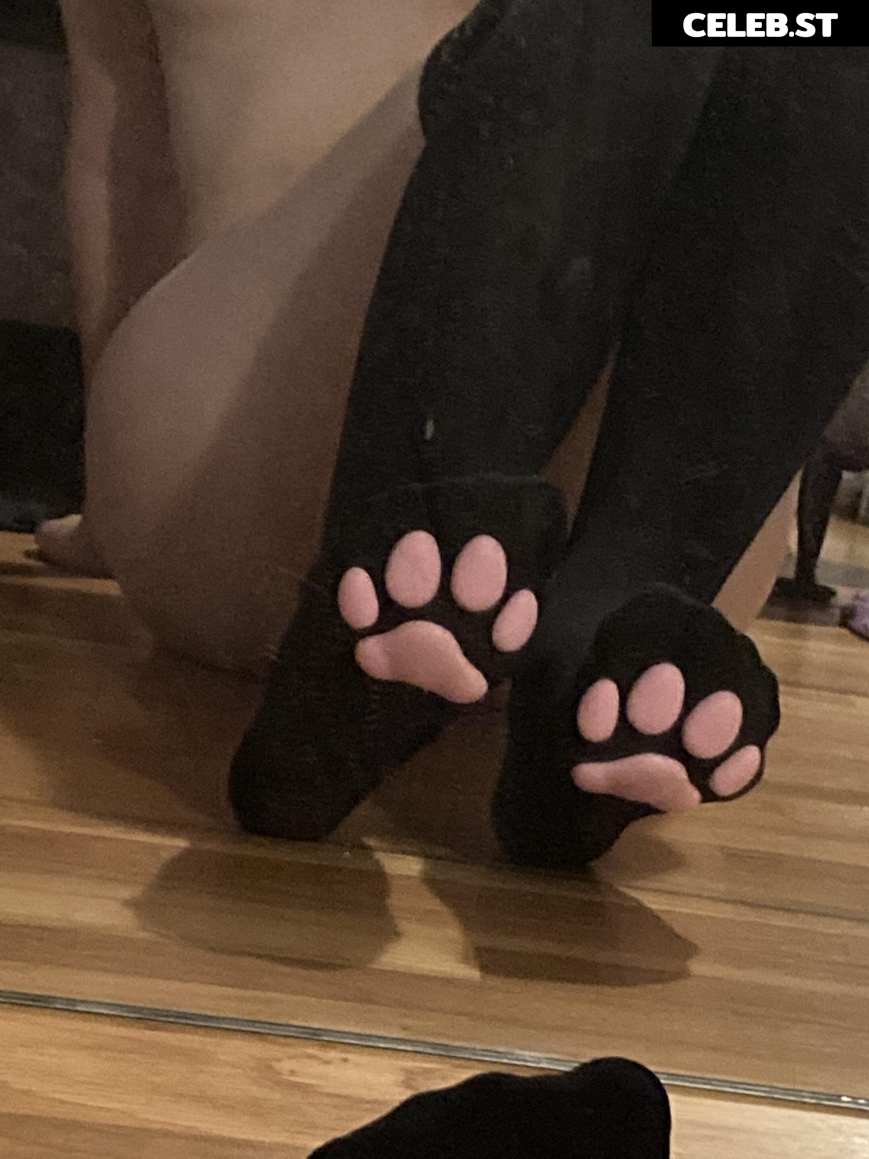 maskedmouththrowaway u/maskedmouththrowaway Image 3601069