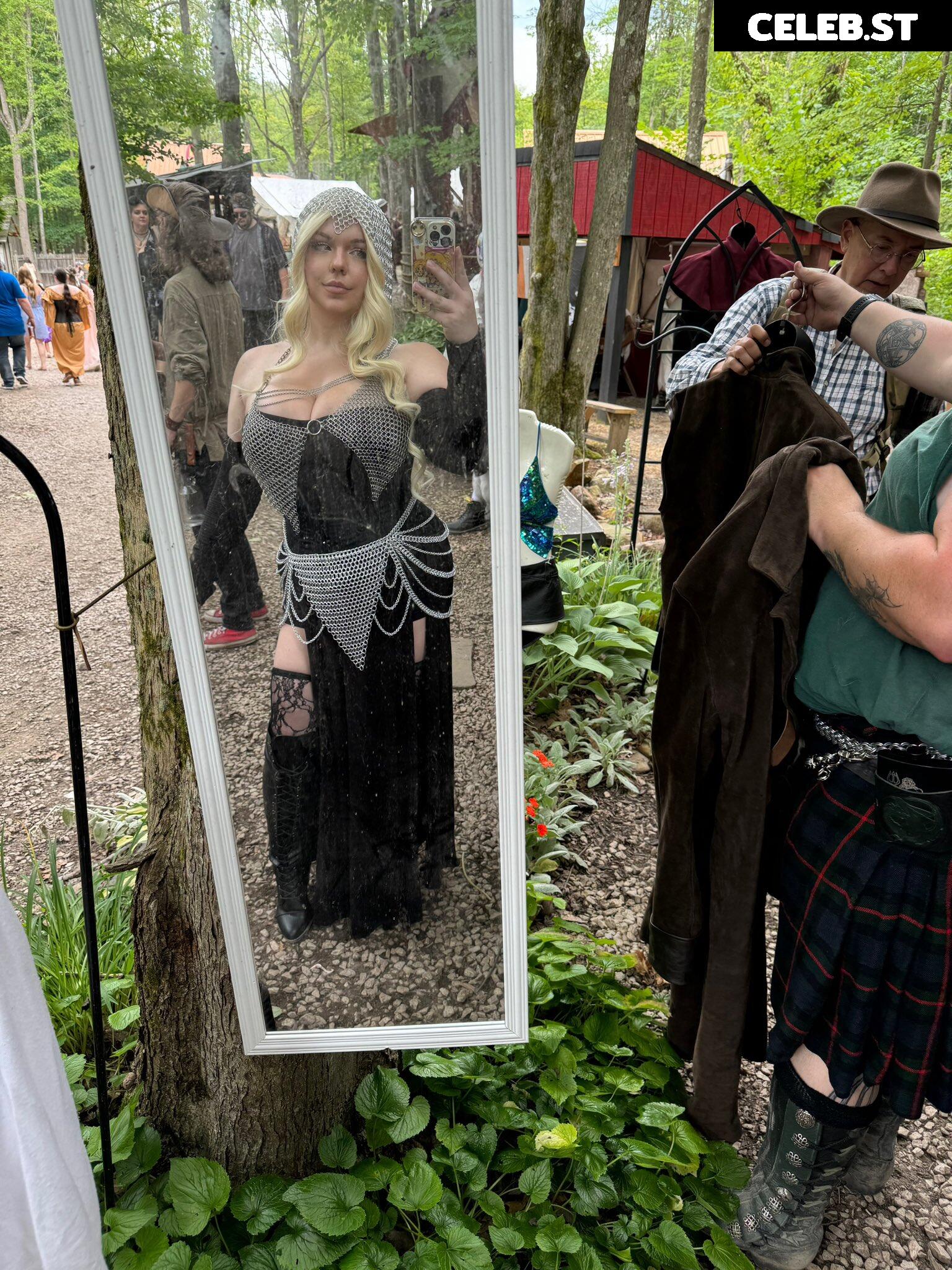 Matteiie Cosplays Image 3601022