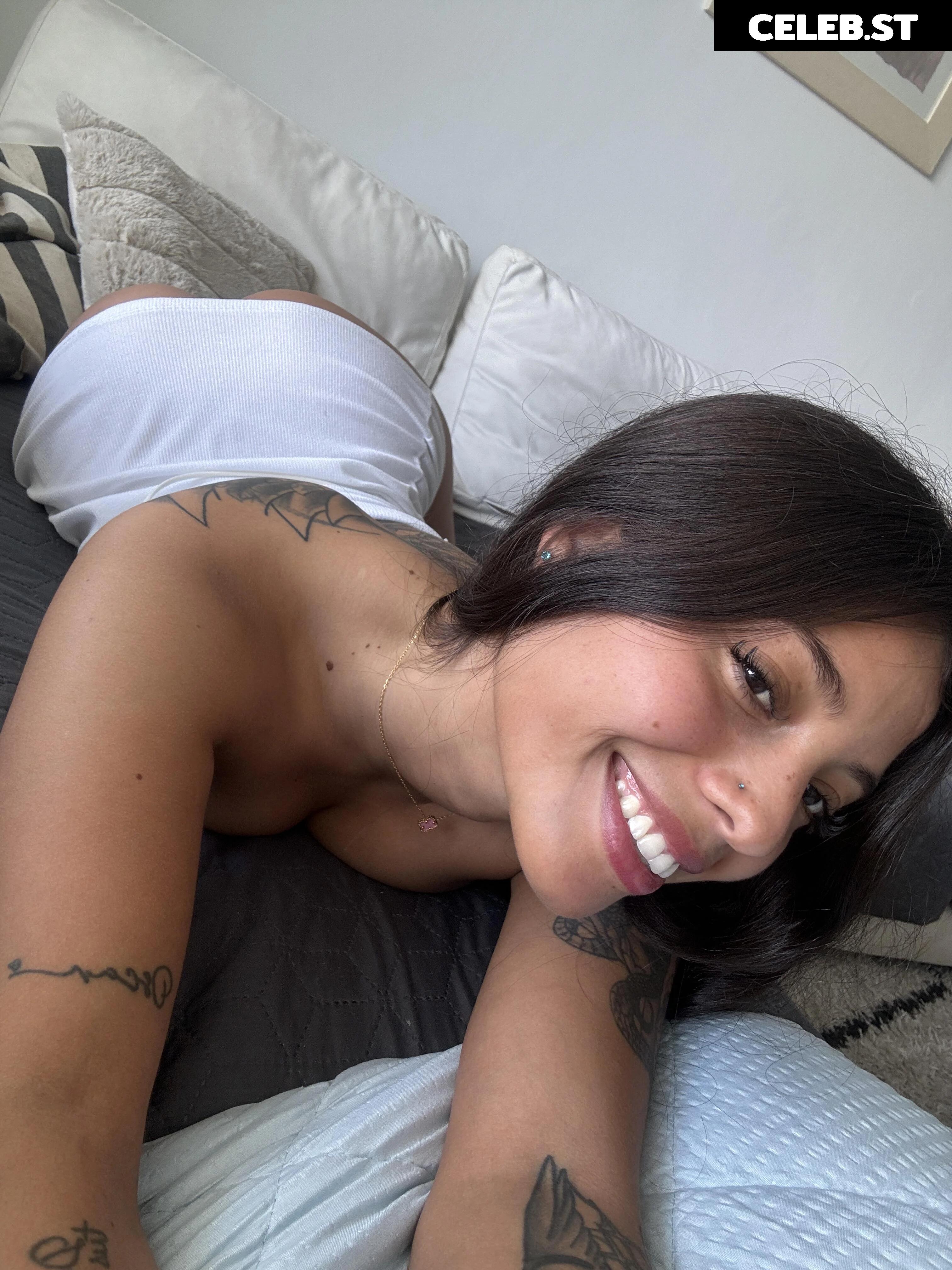 PaolaXO | SmileyBabyGirl Image 3602496