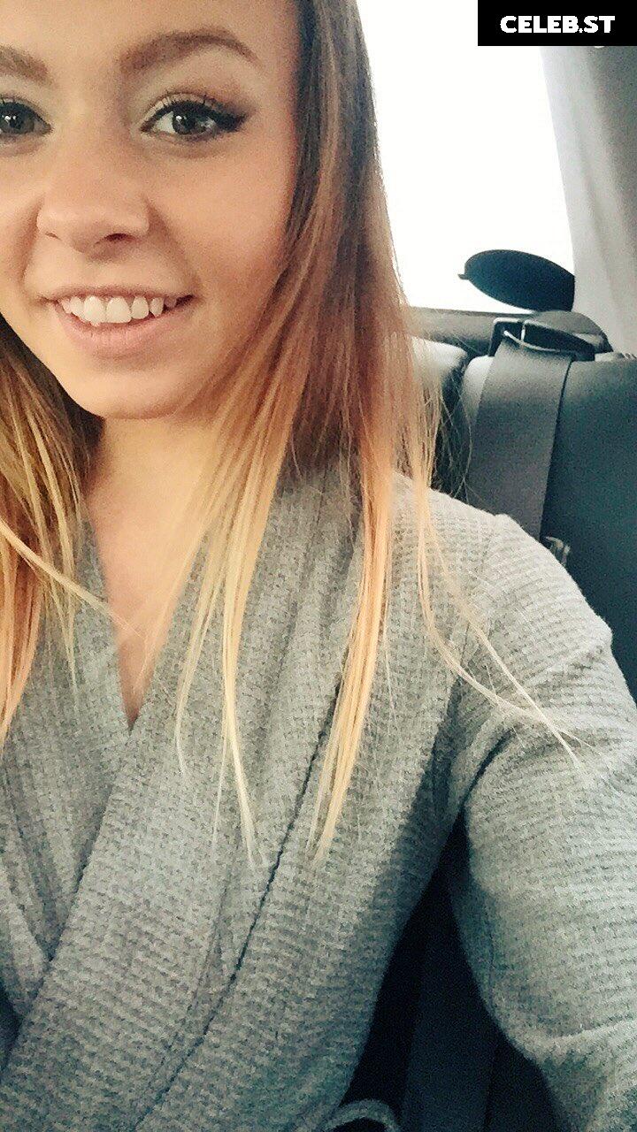 Alex Blake Image 3791623