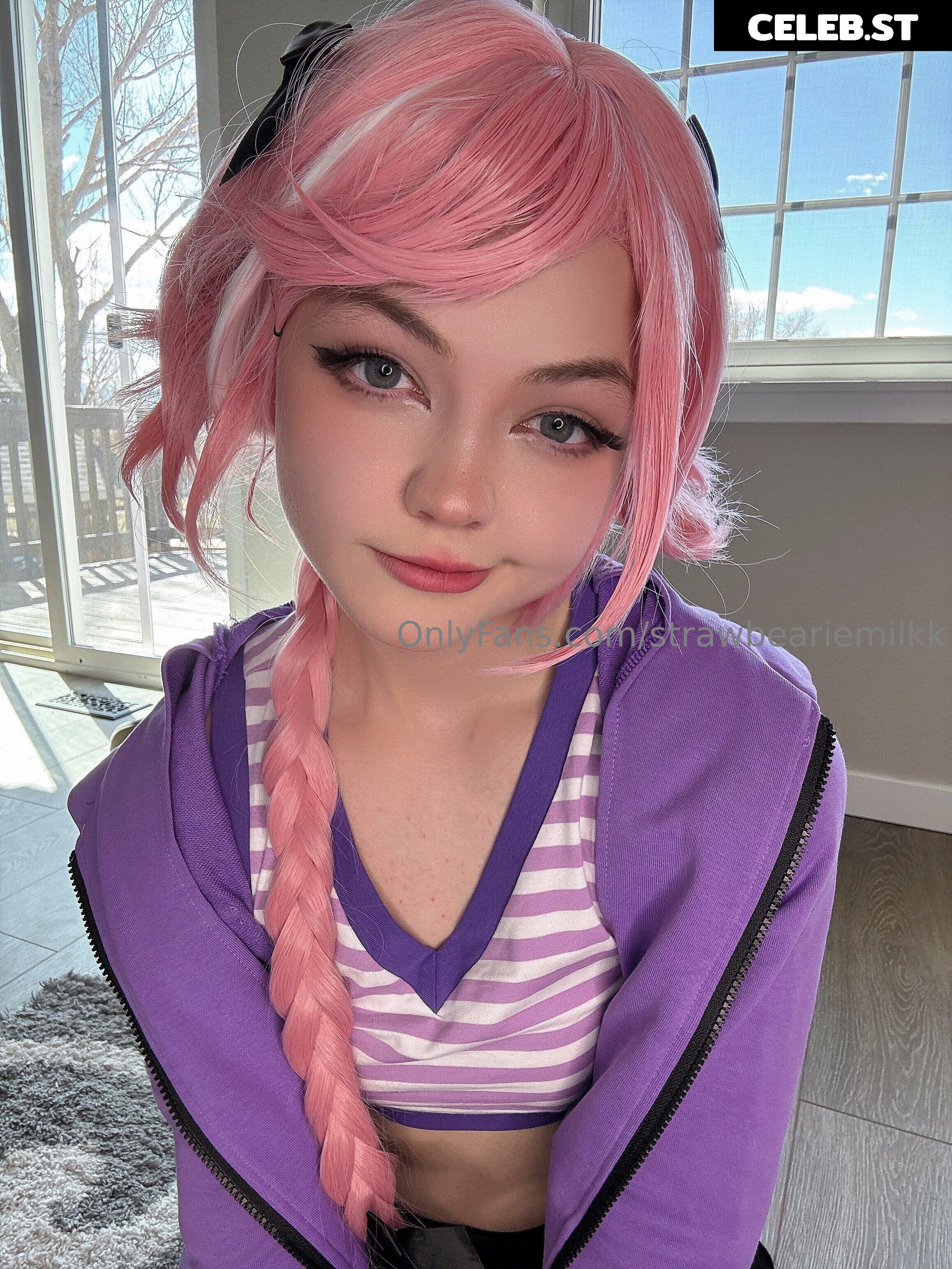 Strawbeariemilkk / strawwberrymiilkk / straw_milkk / Strawbearie / mimibear Image 3791311