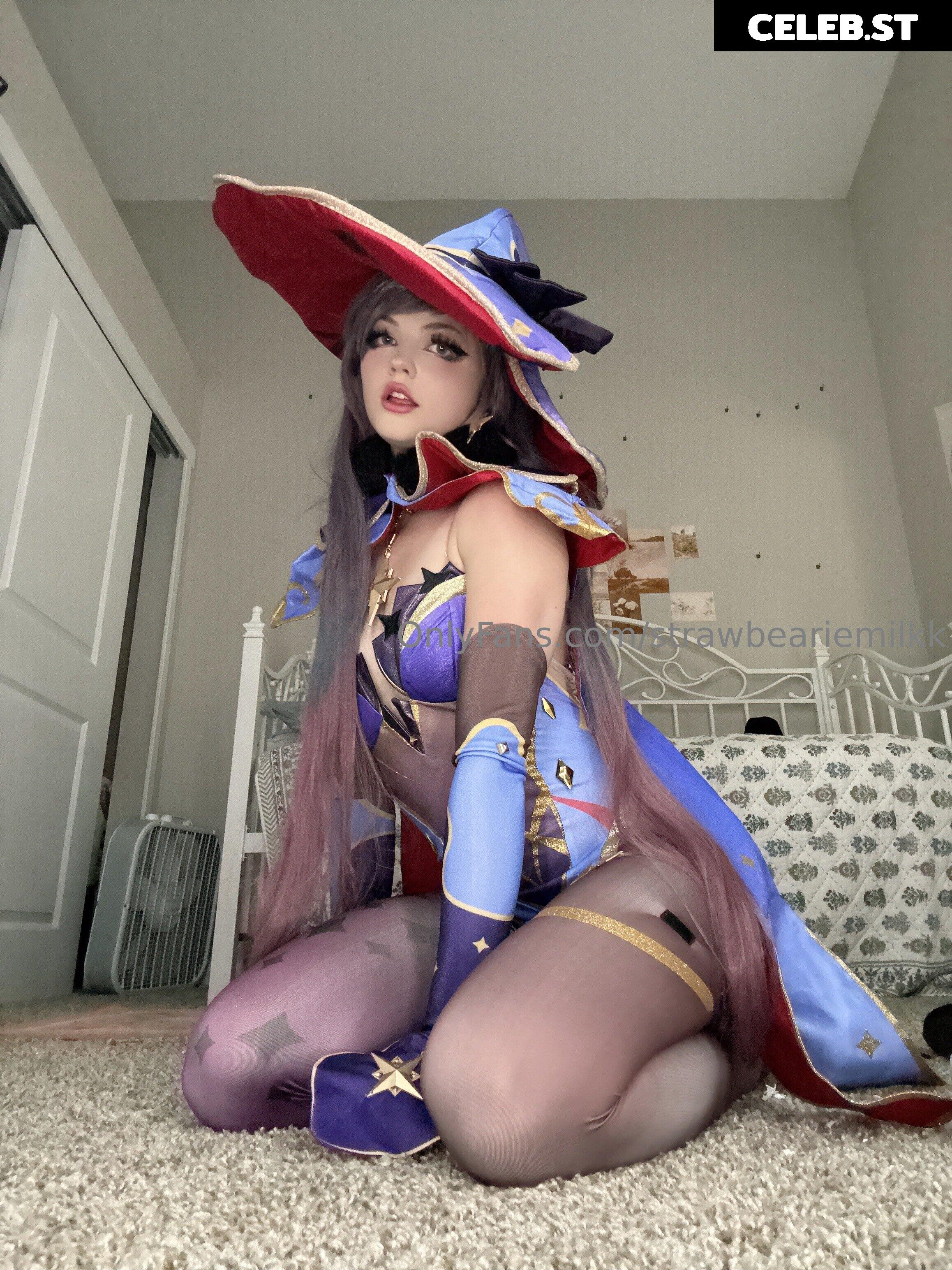 Strawbeariemilkk / strawwberrymiilkk / straw_milkk / Strawbearie / mimibear Image 3792844