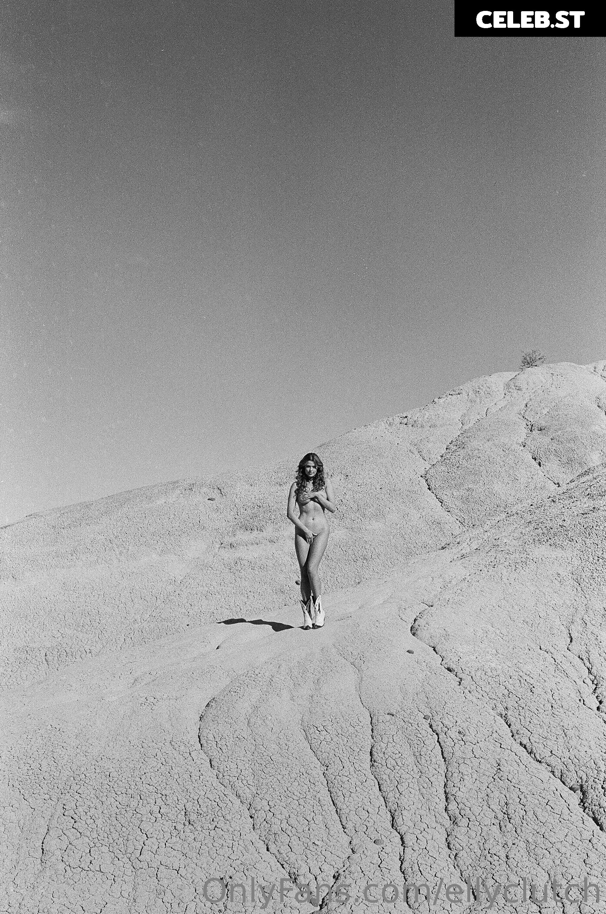 Elly Clutch/PeachGoneWild Image 3792070