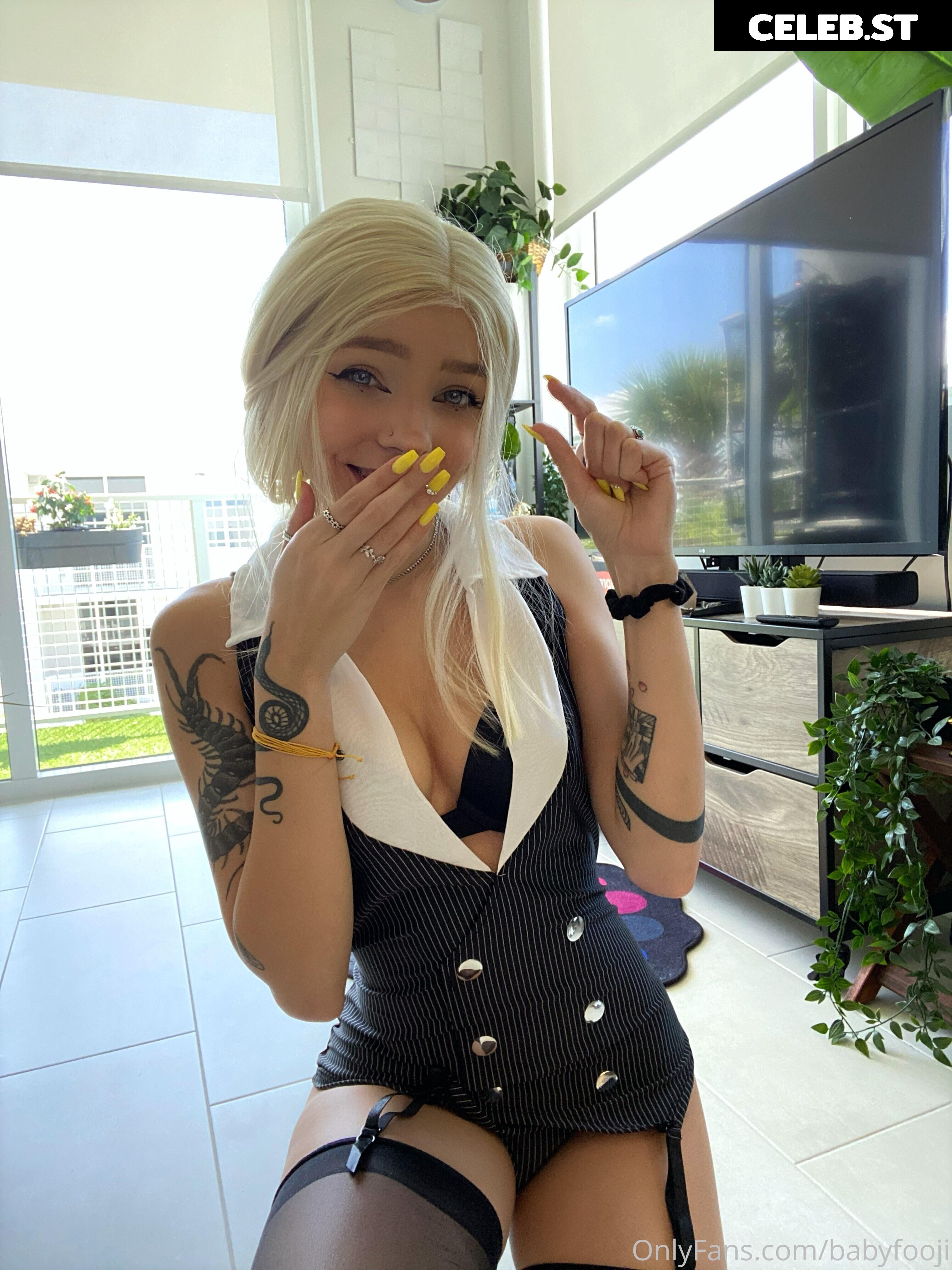 babyfooji / peachtot Image 3787162