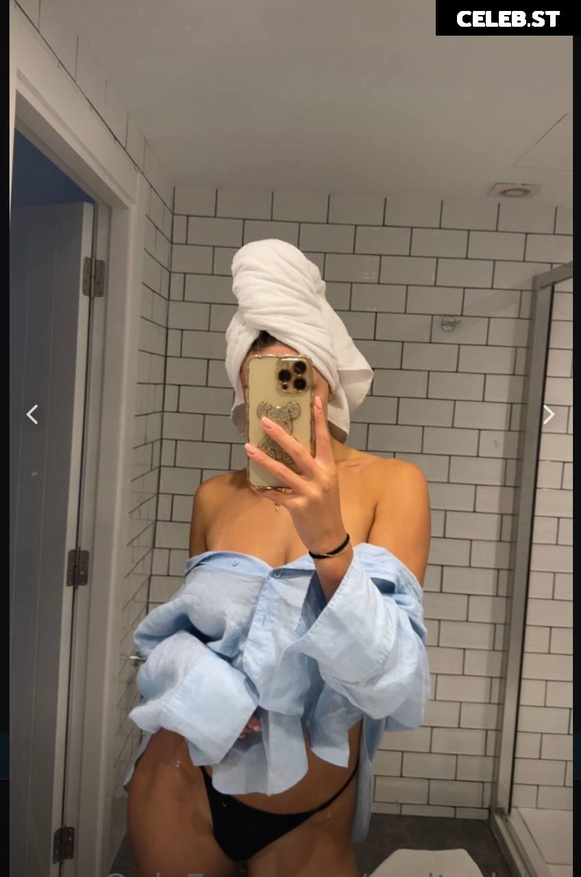 Claire Northfield / umitsclaire Image 3771982