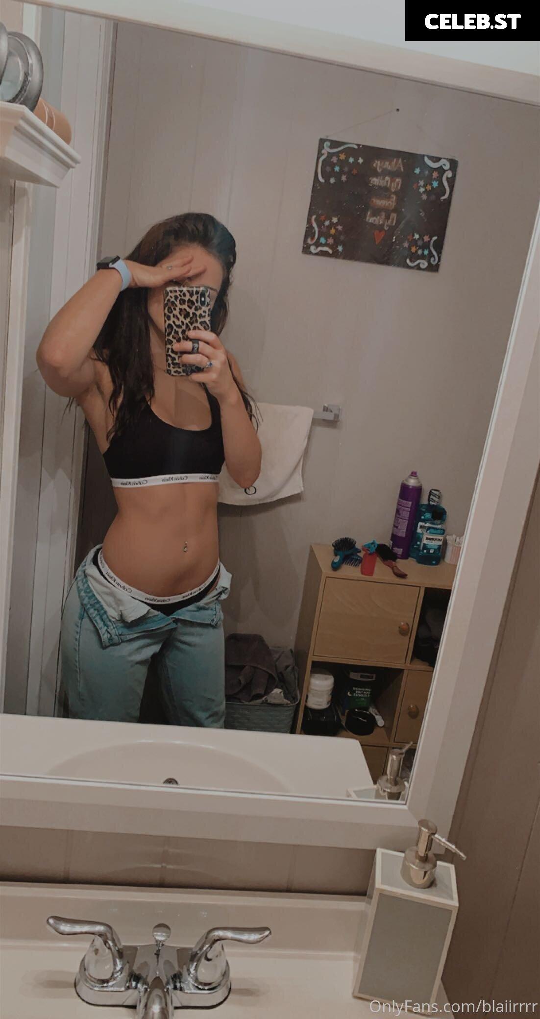 Harleeh  /  blaiirrrrr Image 3772760