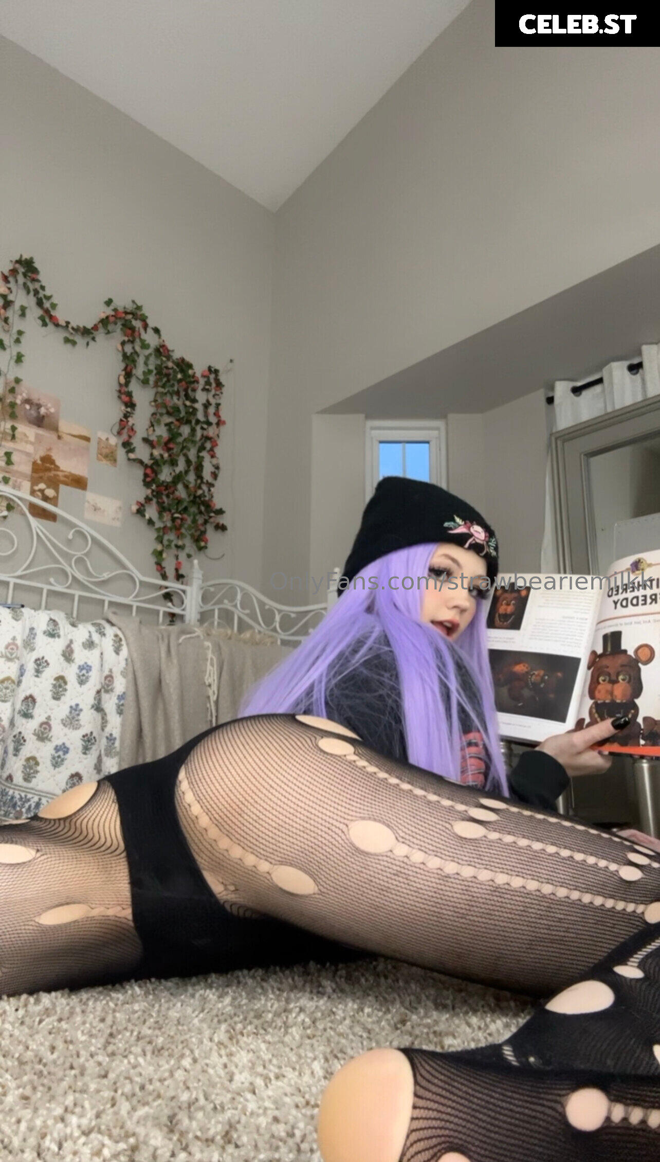 Strawbeariemilkk / strawwberrymiilkk / straw_milkk / Strawbearie / mimibear Image 3779355