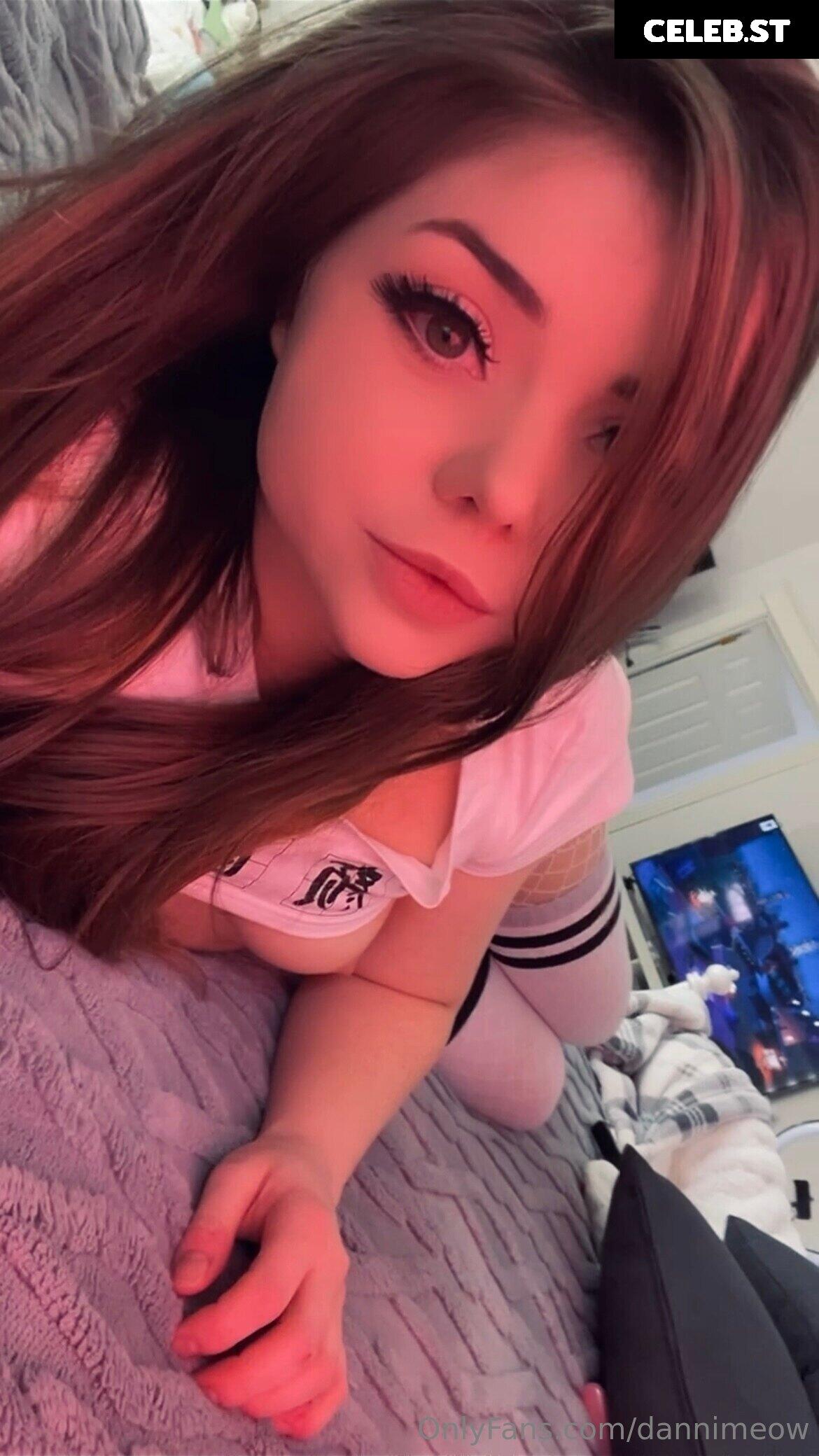Danni Meow (Phatcatsama/dannimeow) Image 3764893