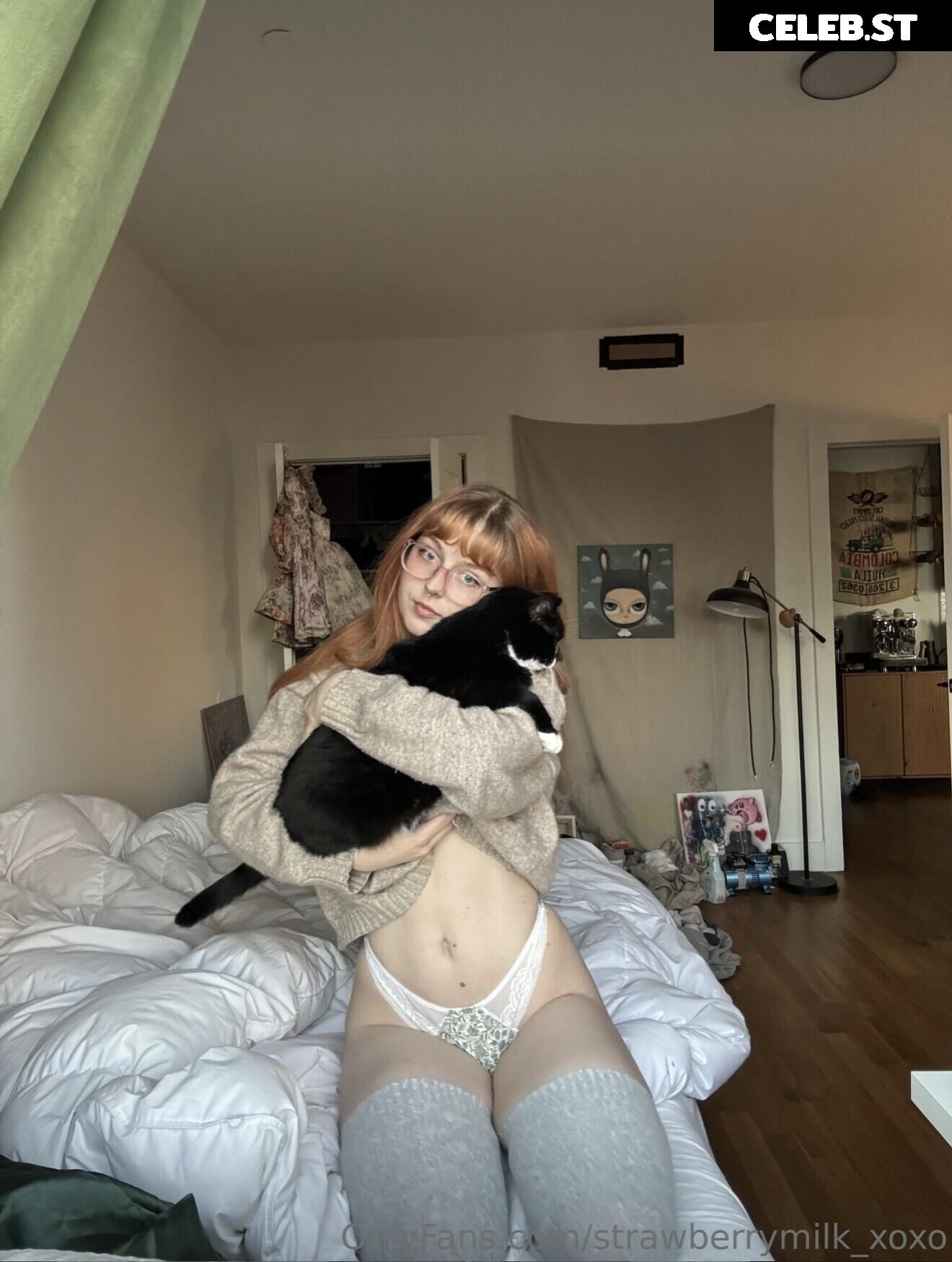 strawberrymilk_xoxo Image 3761224