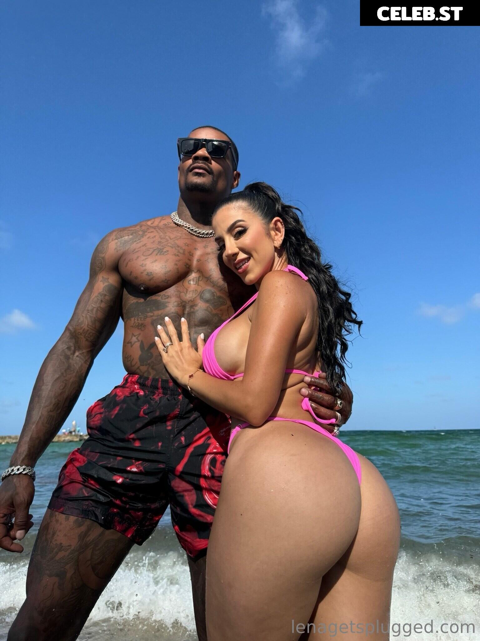 Lena the Plug - LTP Image 3762736