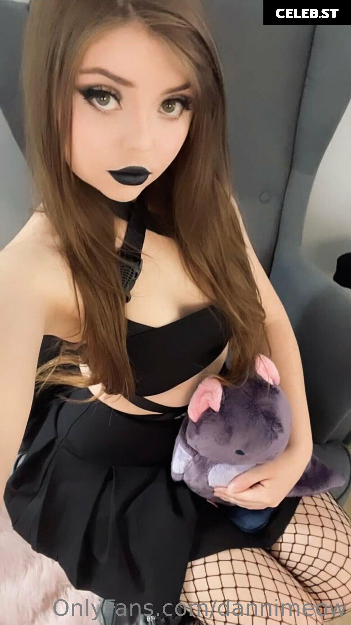 Danni Meow (Phatcatsama/dannimeow) Image 3769406
