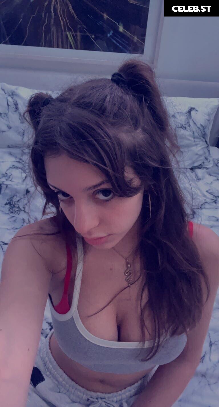 Claire Northfield / umitsclaire Image 3751515