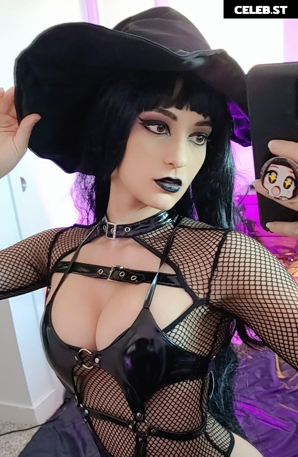 Kara Corvus Image 3741710