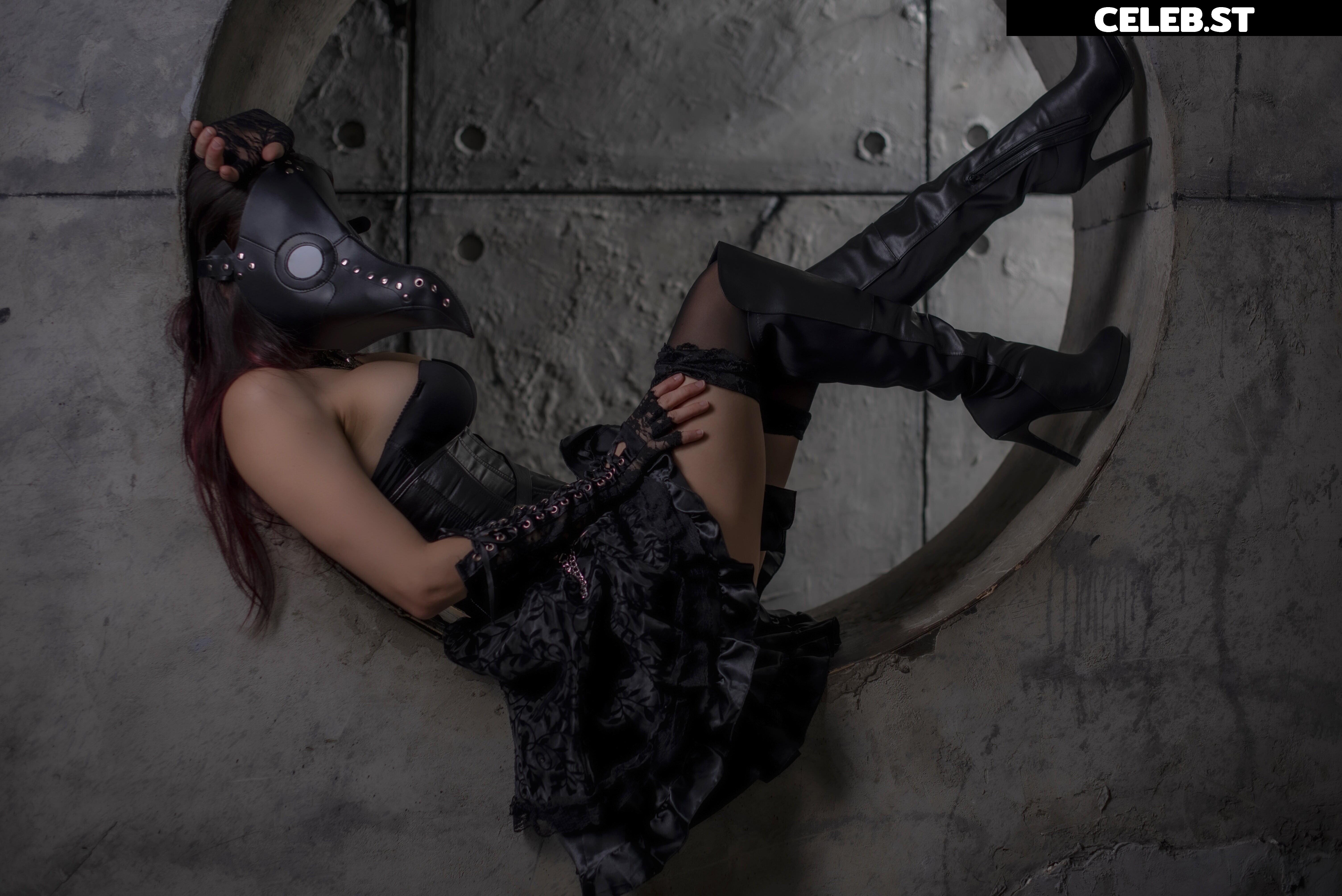 Kara Corvus Image 3740121