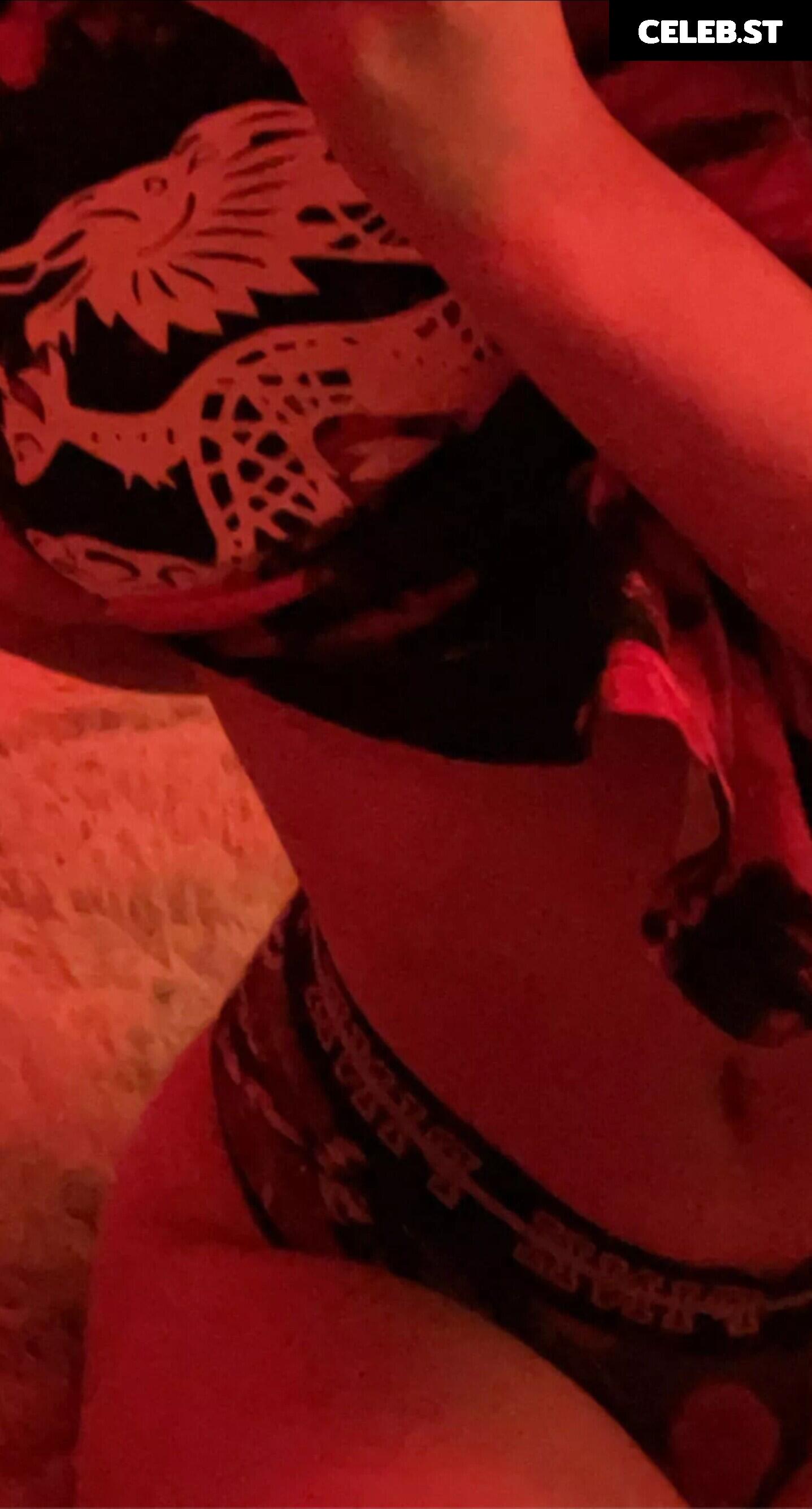 Claire Northfield / umitsclaire Image 3749645