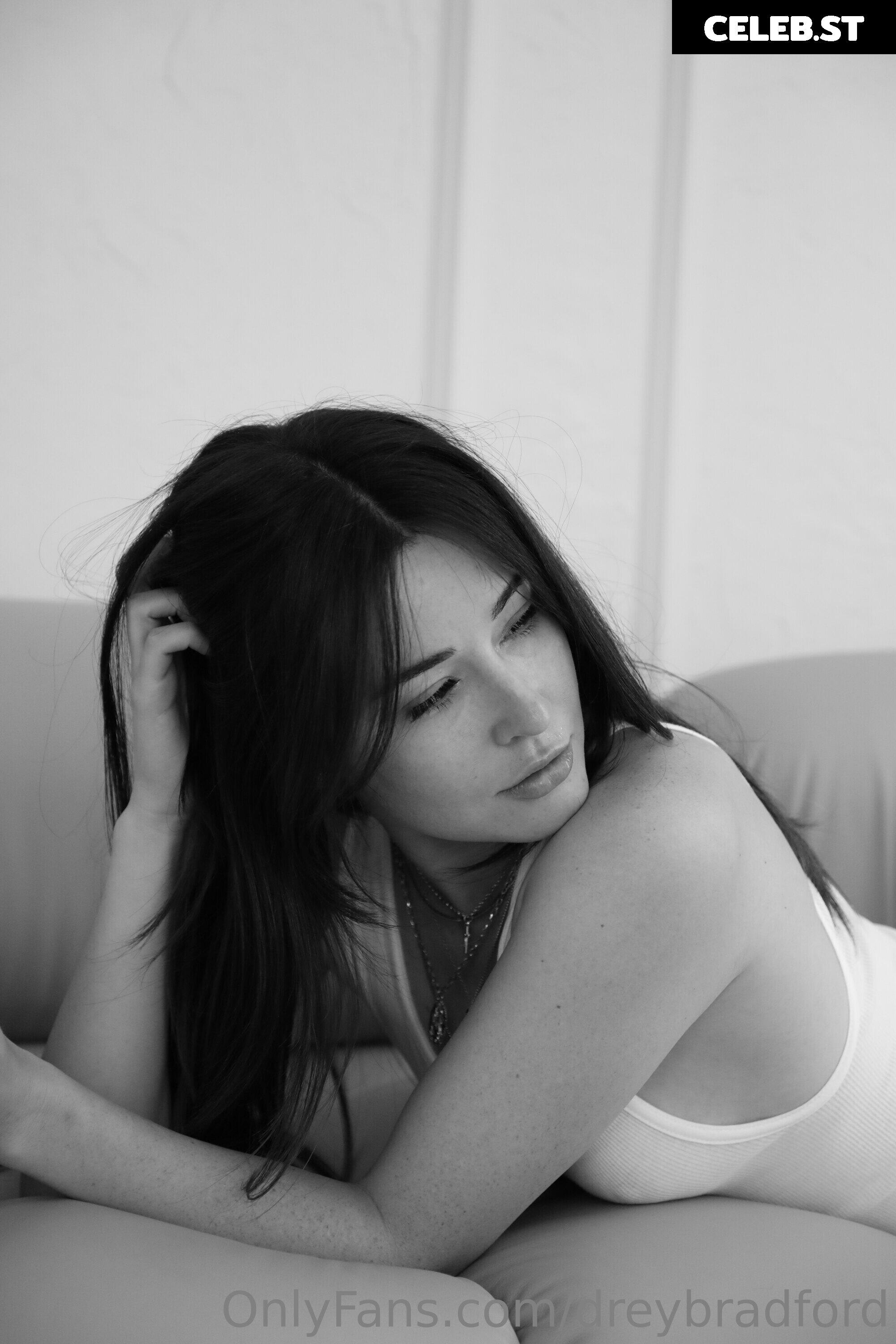 Audrey Bradford / dreybradford Image 3749600