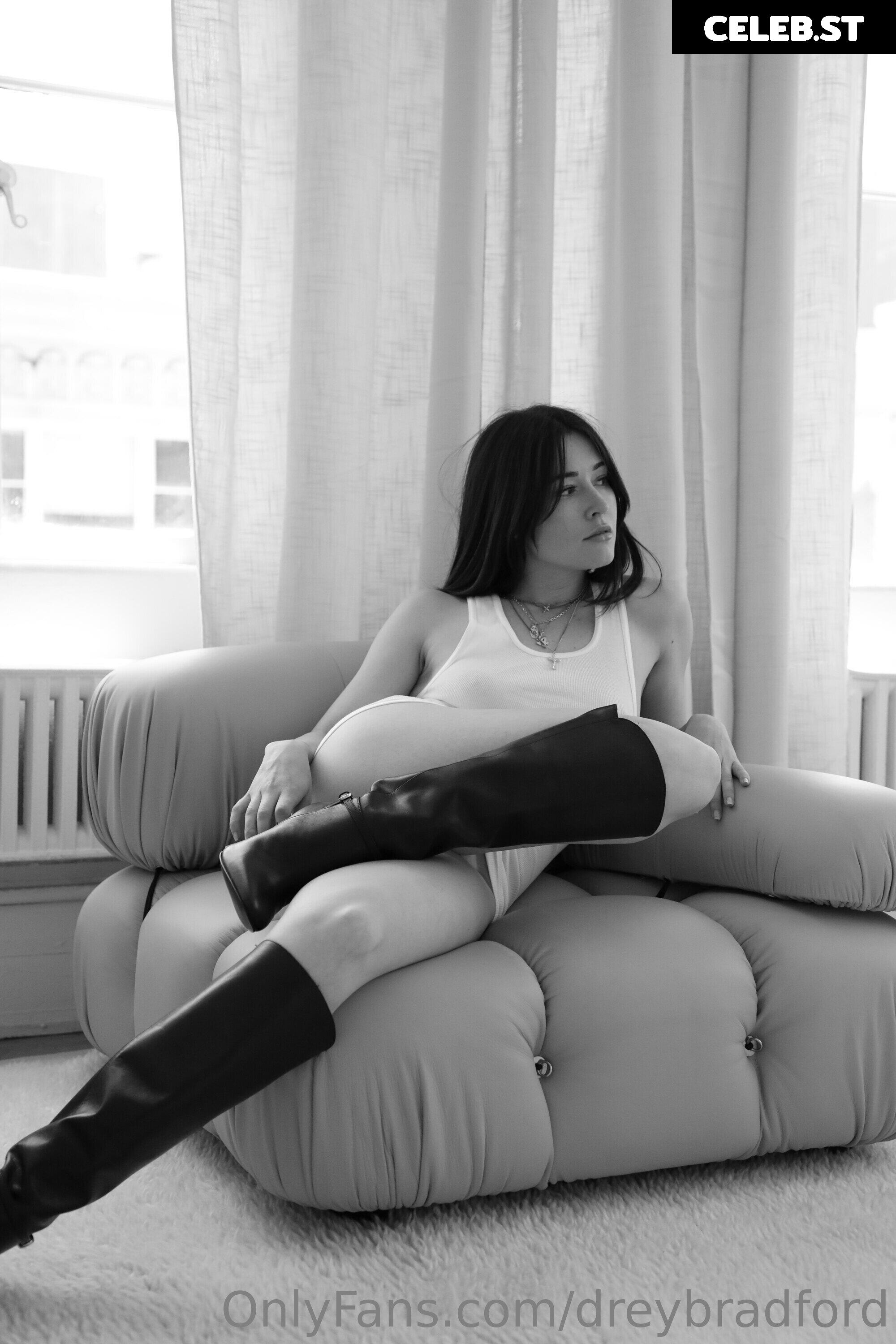 Audrey Bradford / dreybradford Image 3749141