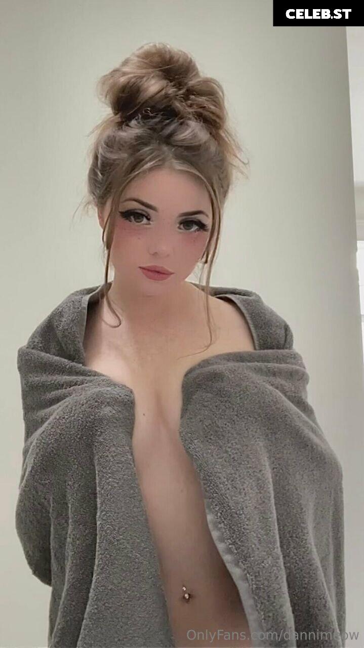 Danni Meow (Phatcatsama/dannimeow) Image 3748823