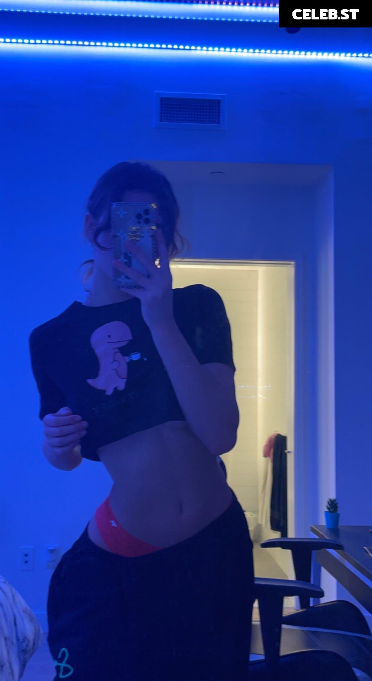 Claire Northfield / umitsclaire Image 3748799