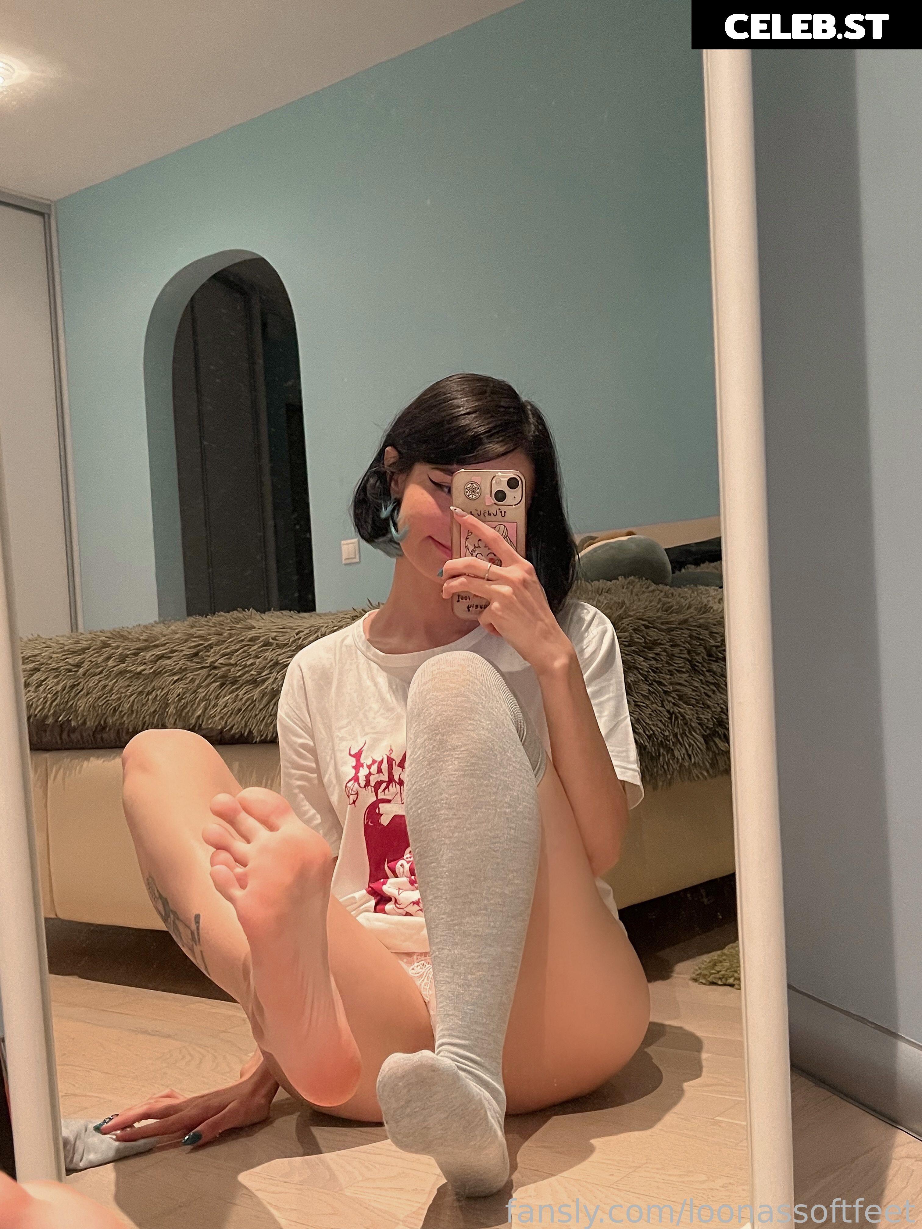 Loonassoftfeet Image 3735797