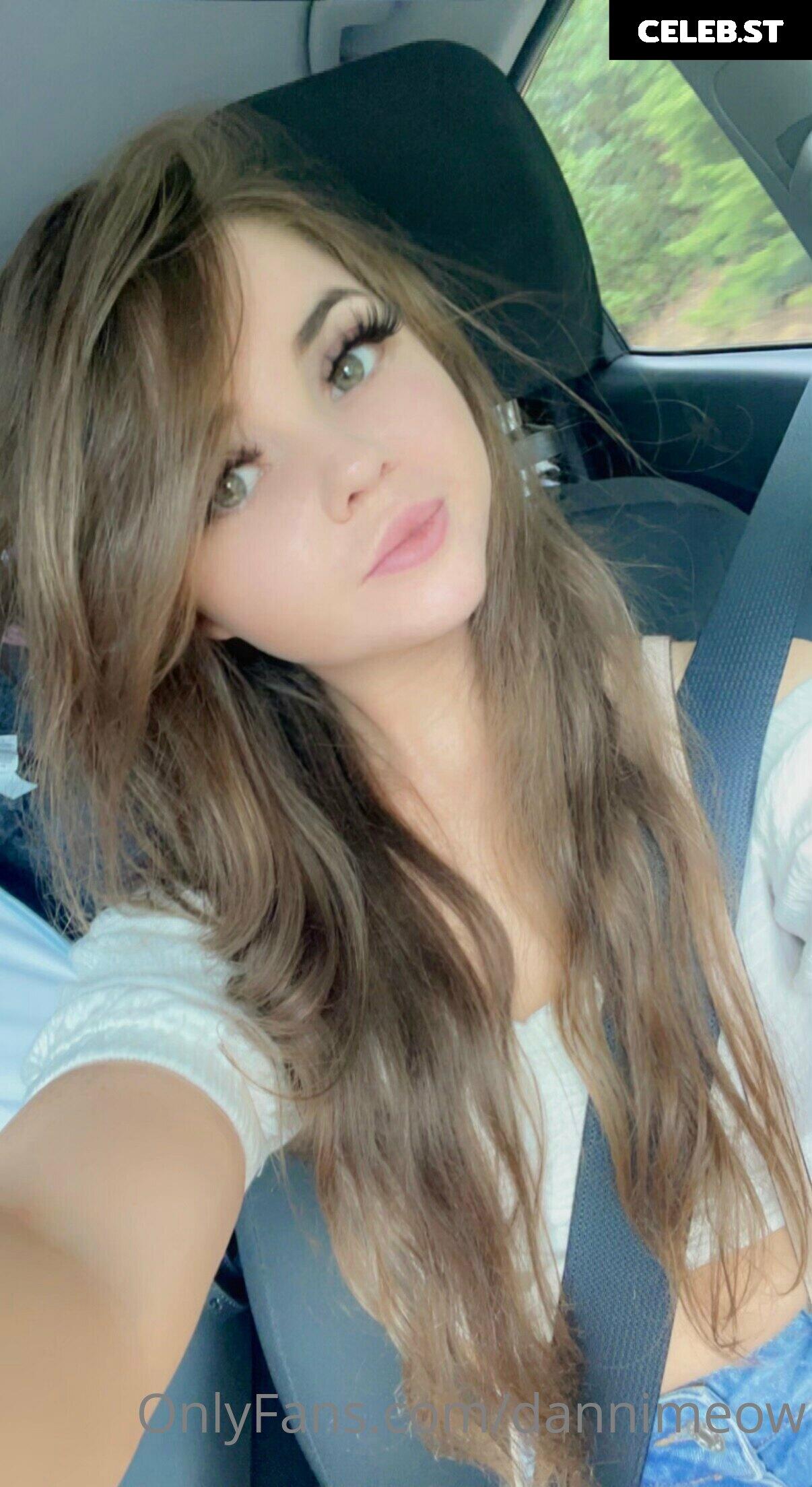 Danni Meow (Phatcatsama/dannimeow) Image 3734579