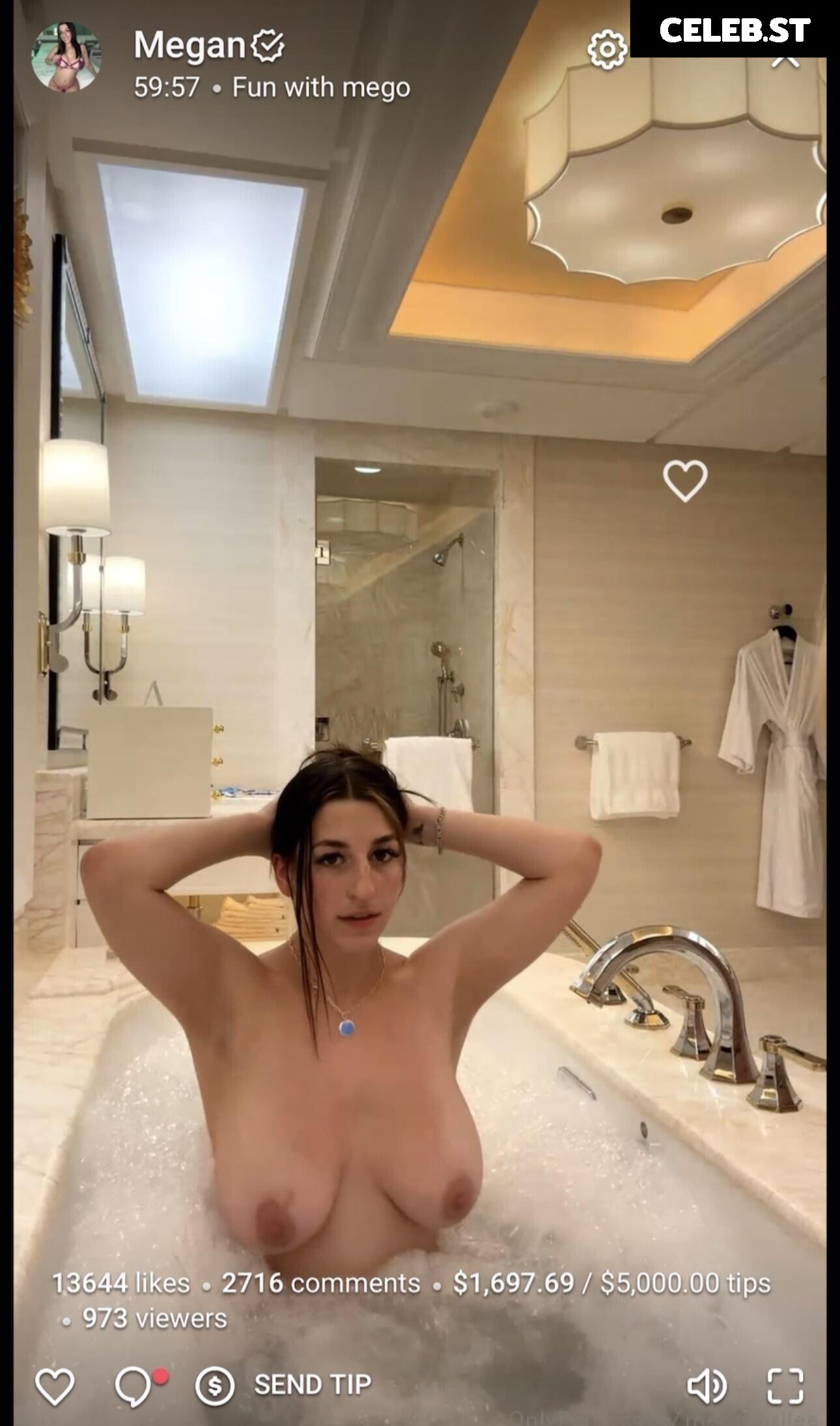 Megan McCarthy / megmariiee Image 3730762