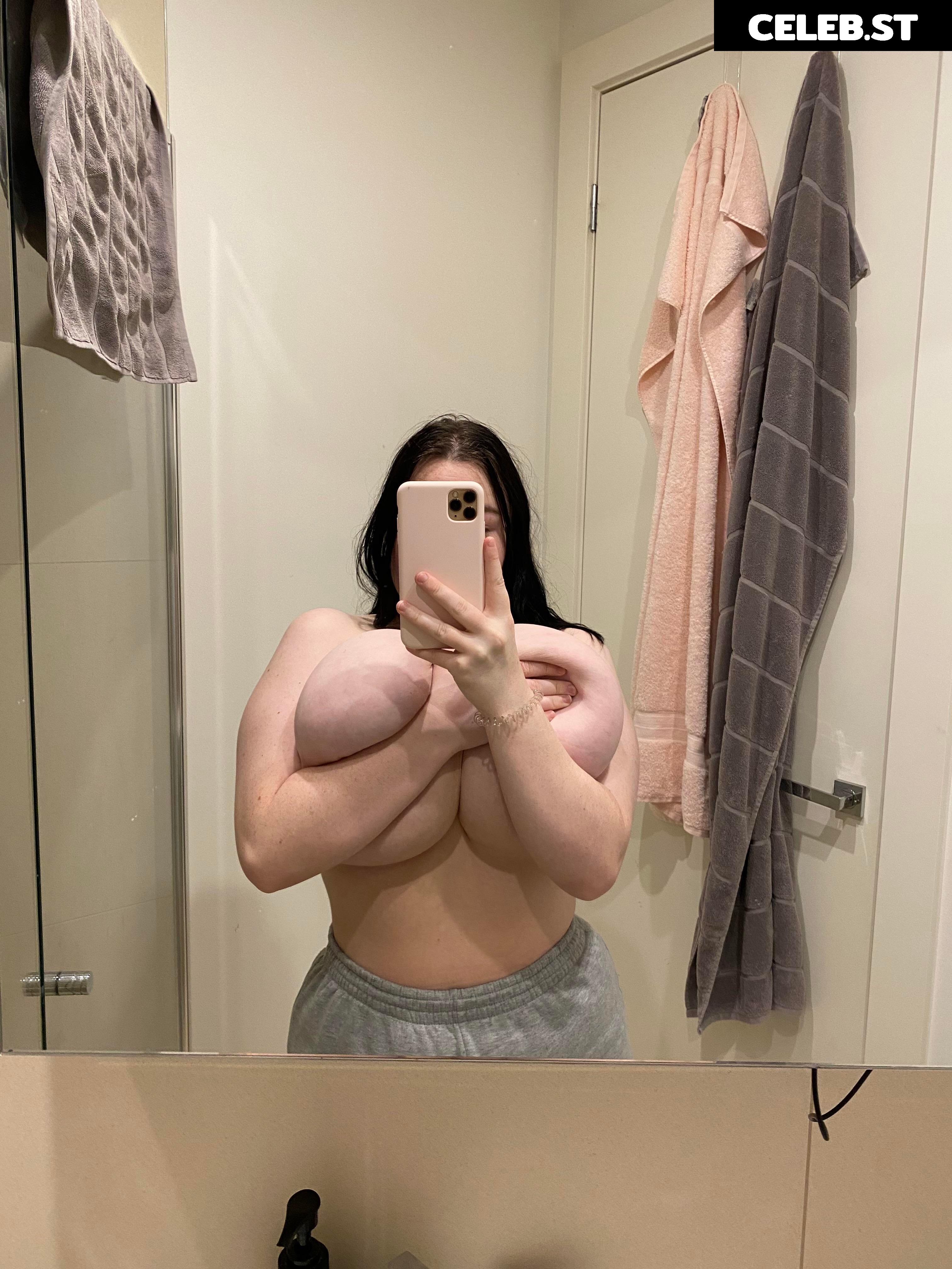 arifaith / afaith00 / arifaith011 Image 3726546